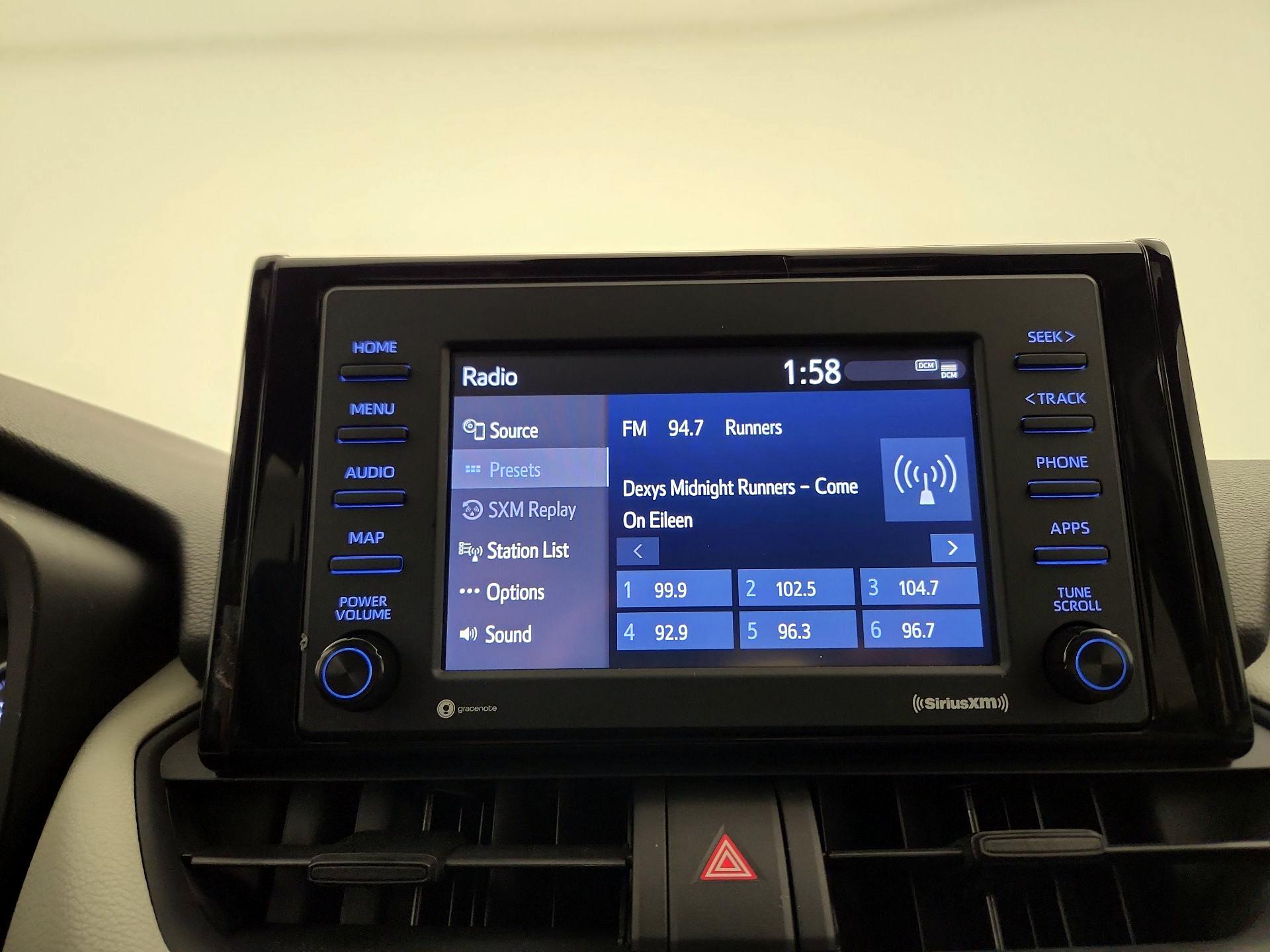 Thumbnail: 2021 Toyota RAV4 - 15