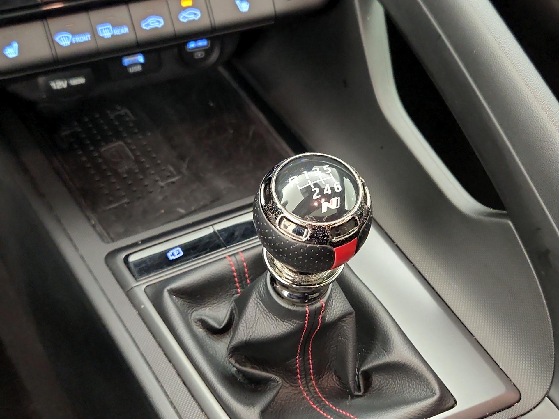 Thumbnail: 2021 Hyundai Elantra - 17