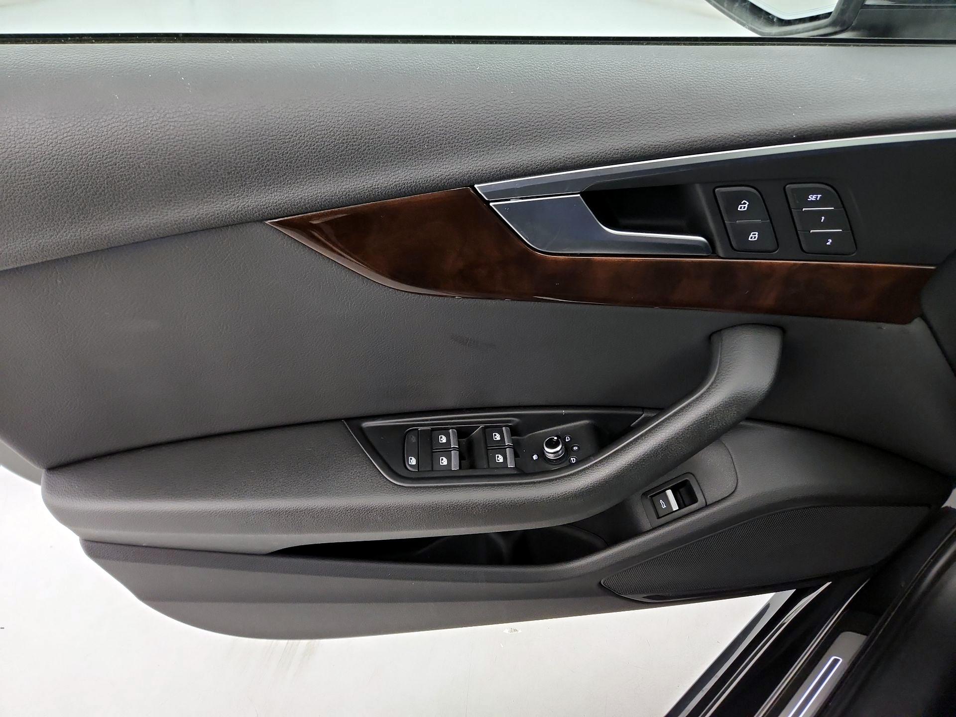 Thumbnail: 2019 Audi A4 - 12