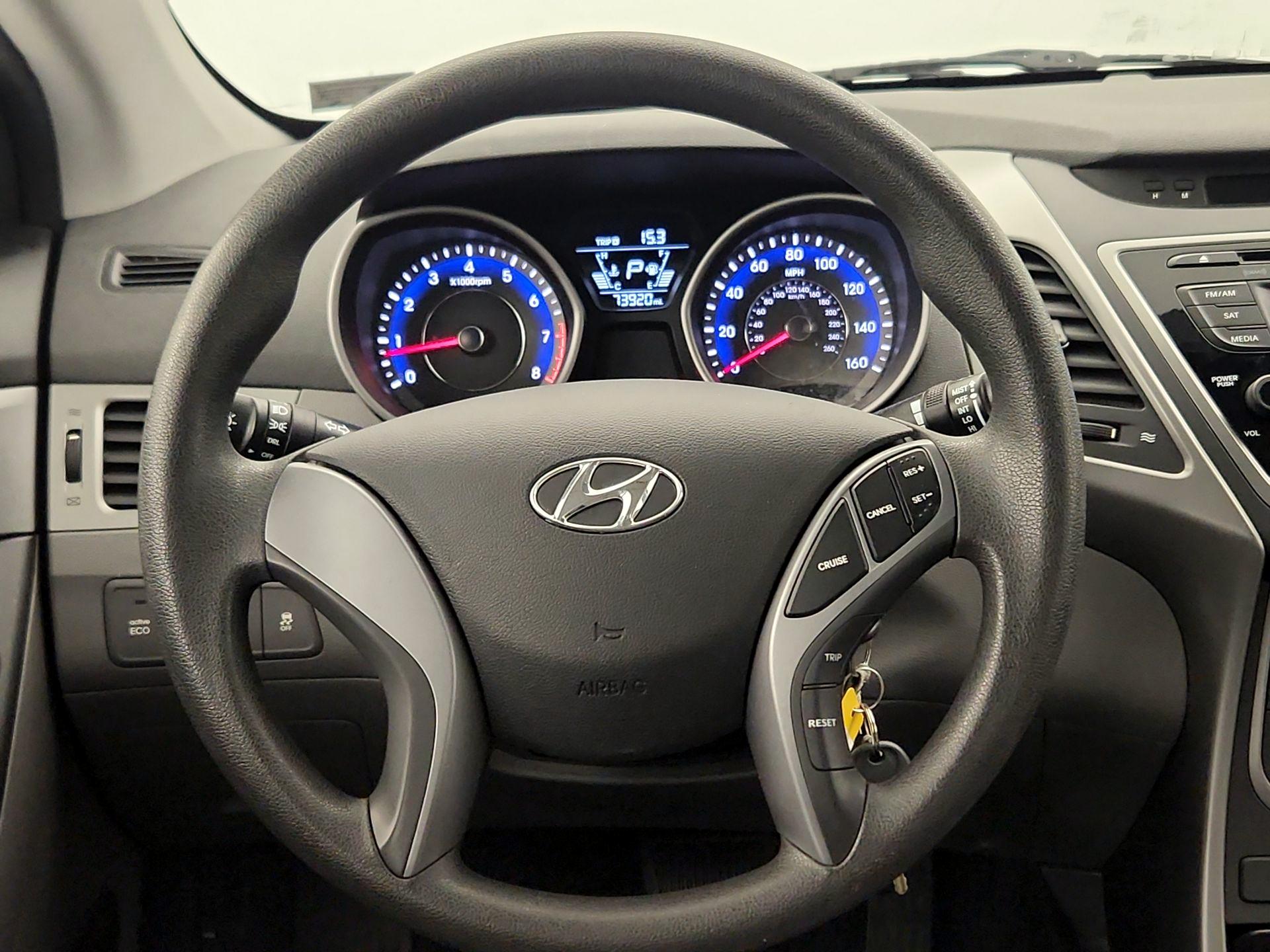 Thumbnail: 2016 Hyundai Elantra - 10