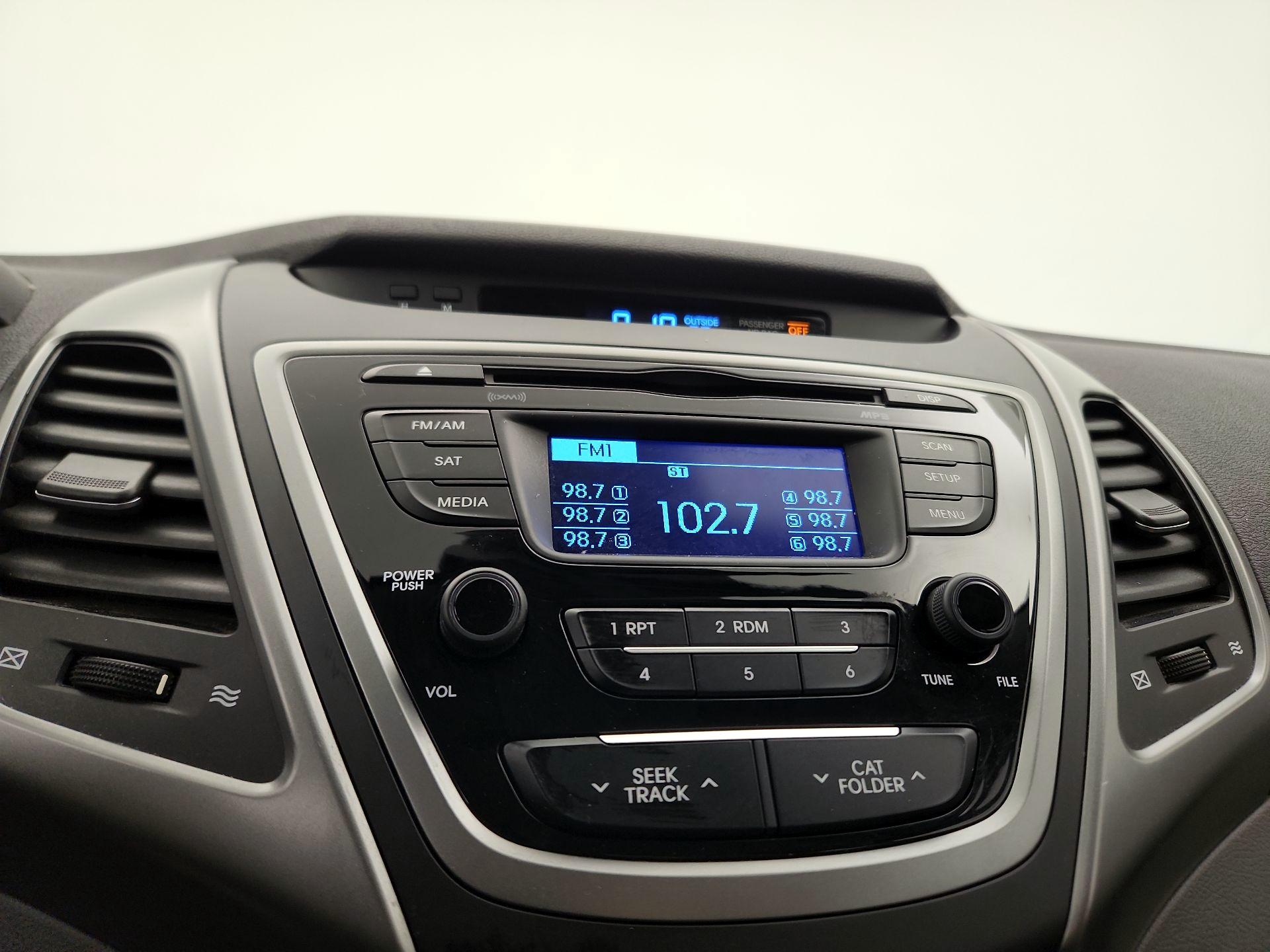 Thumbnail: 2016 Hyundai Elantra - 14