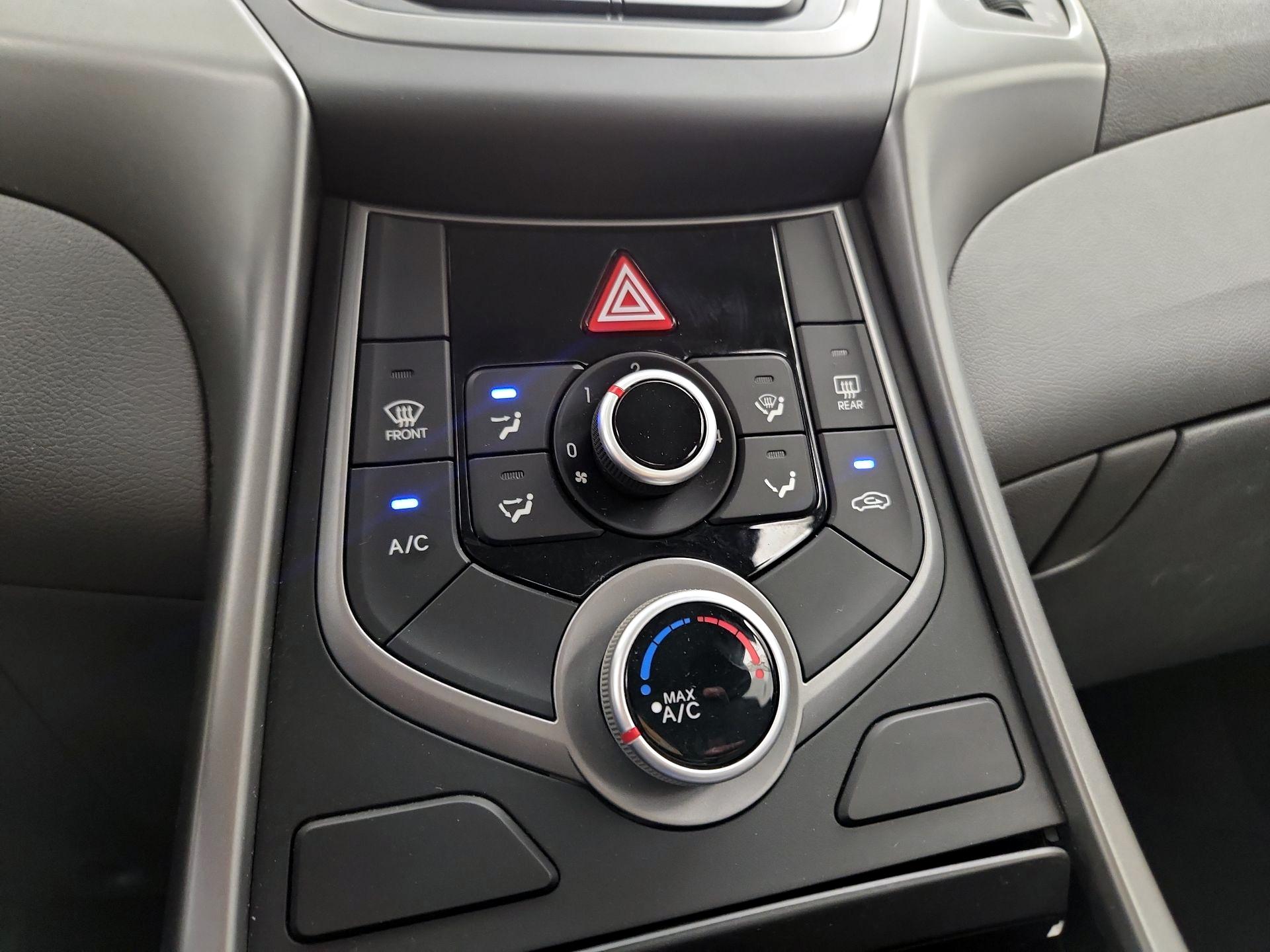 Thumbnail: 2016 Hyundai Elantra - 15