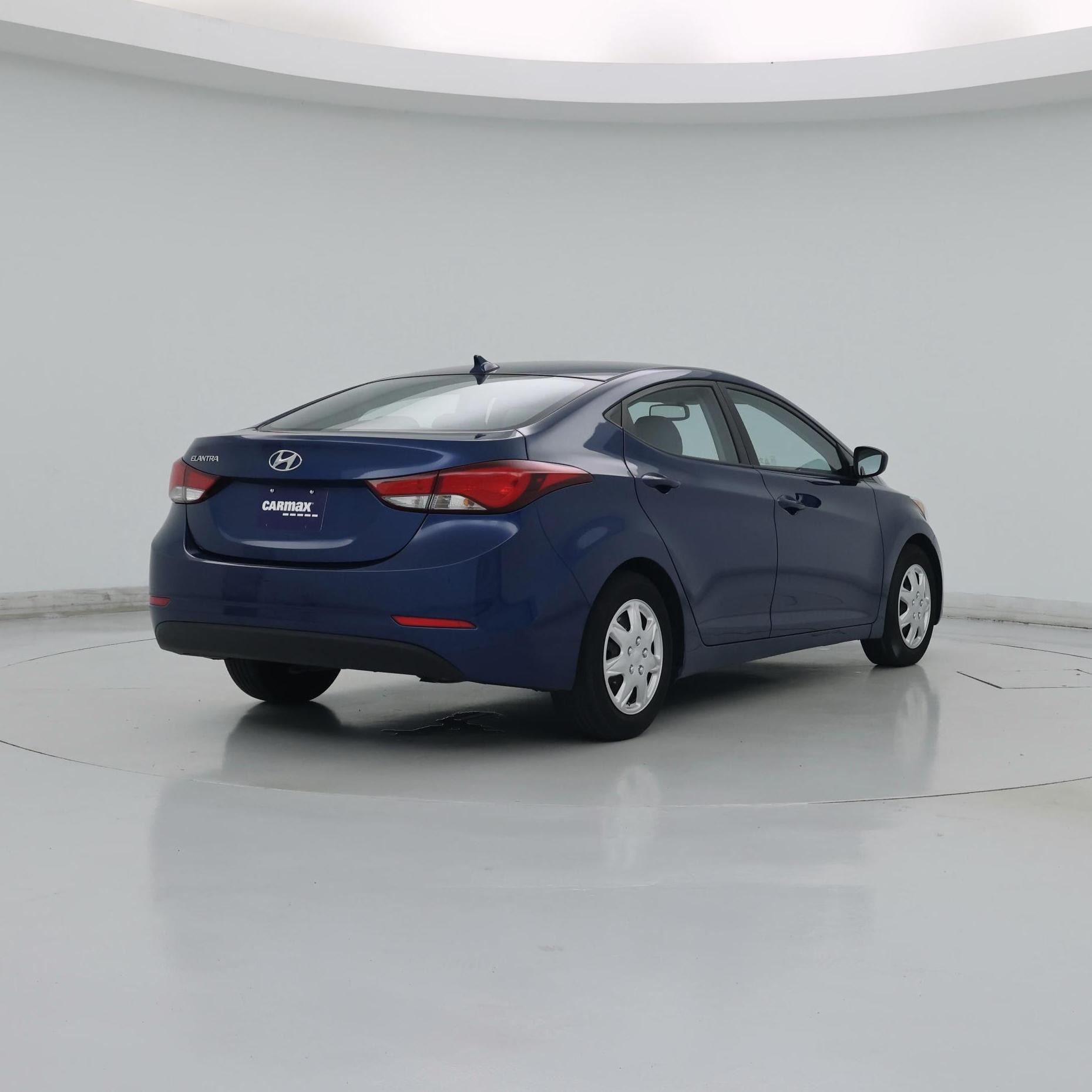 Thumbnail: 2016 Hyundai Elantra - 8