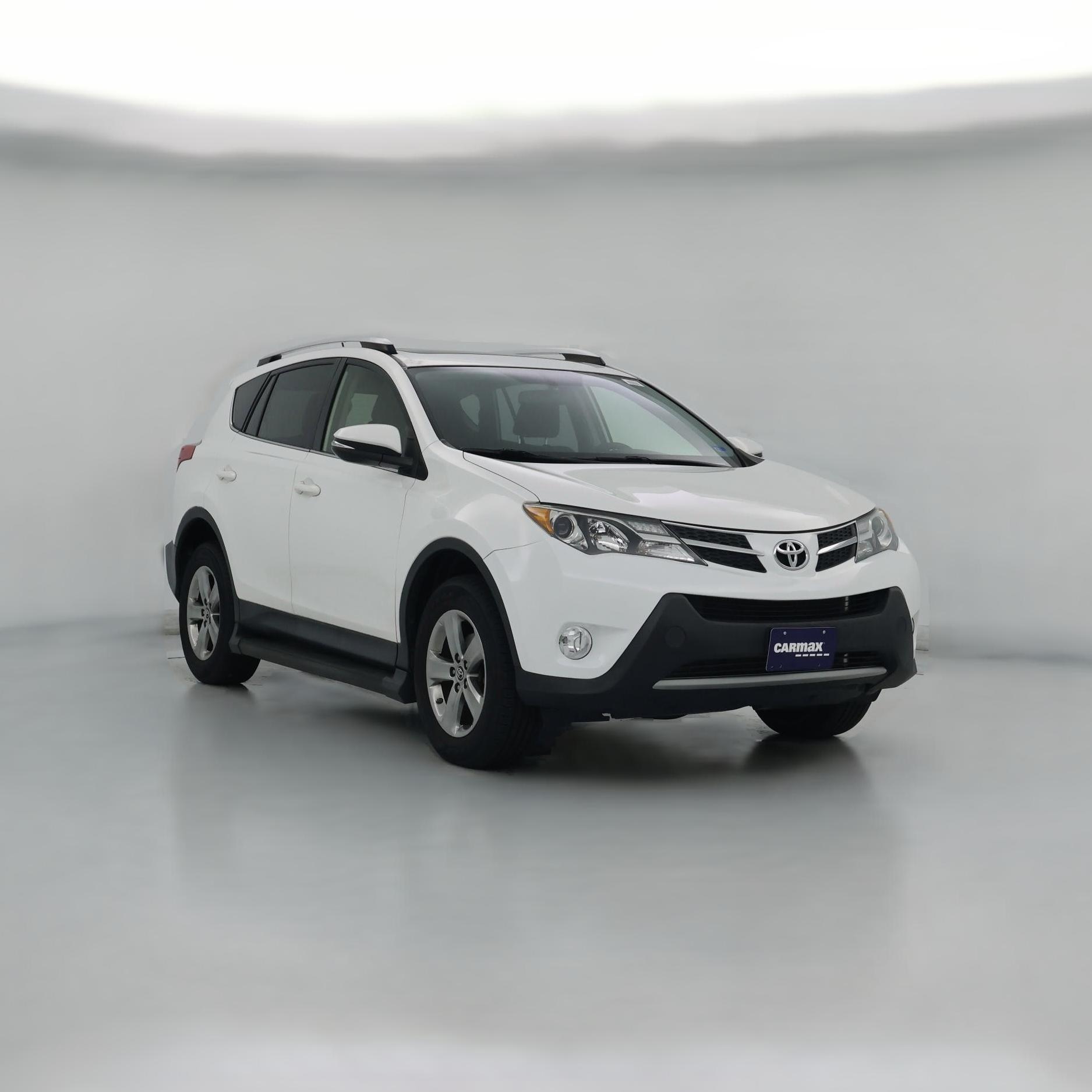 Thumbnail: 2015 Toyota RAV4 - 1