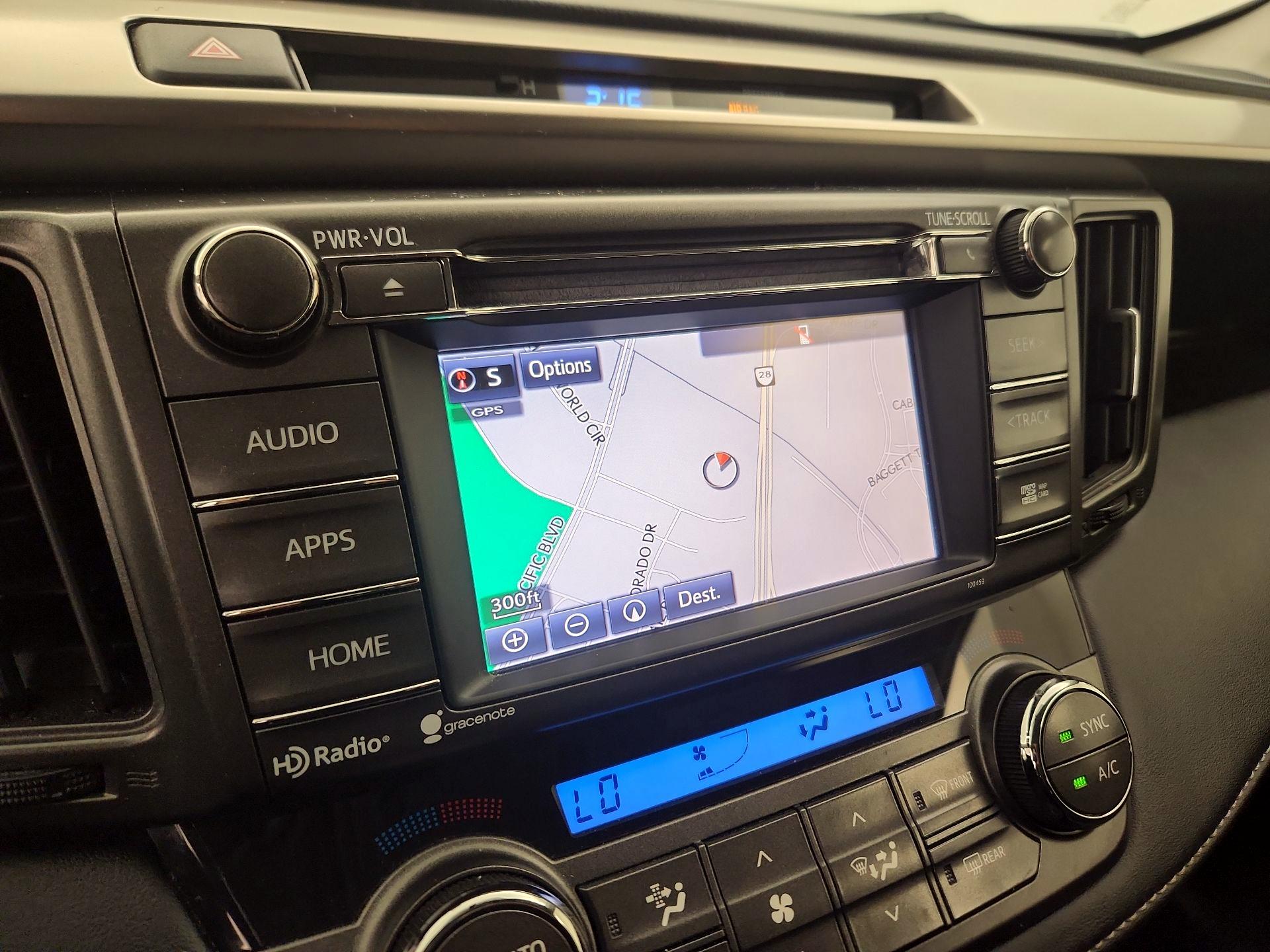 Thumbnail: 2015 Toyota RAV4 - 14