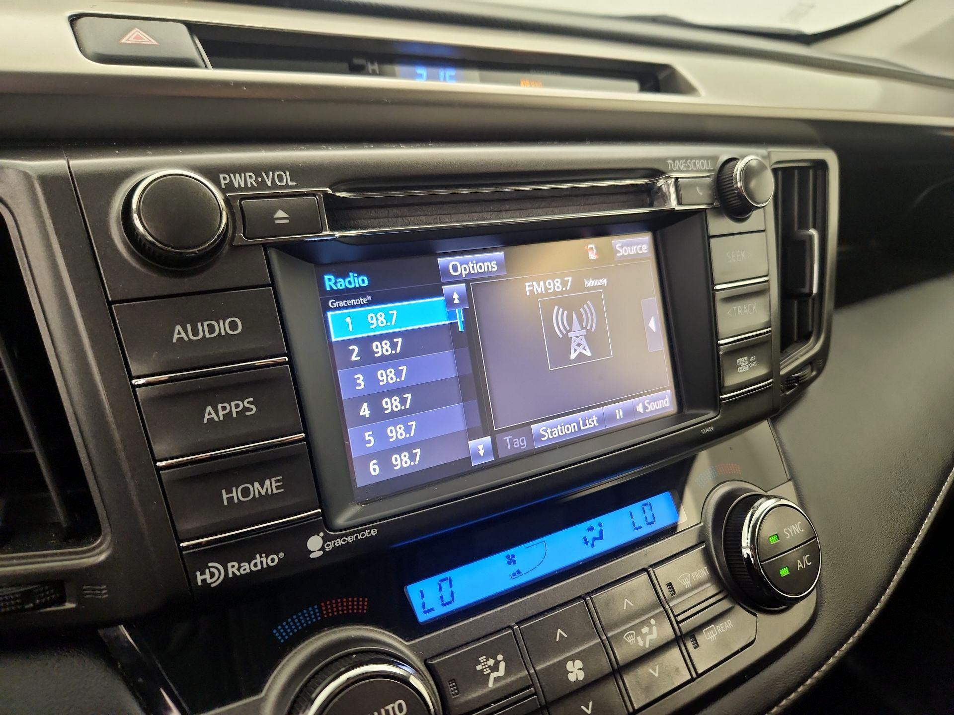 Thumbnail: 2015 Toyota RAV4 - 16