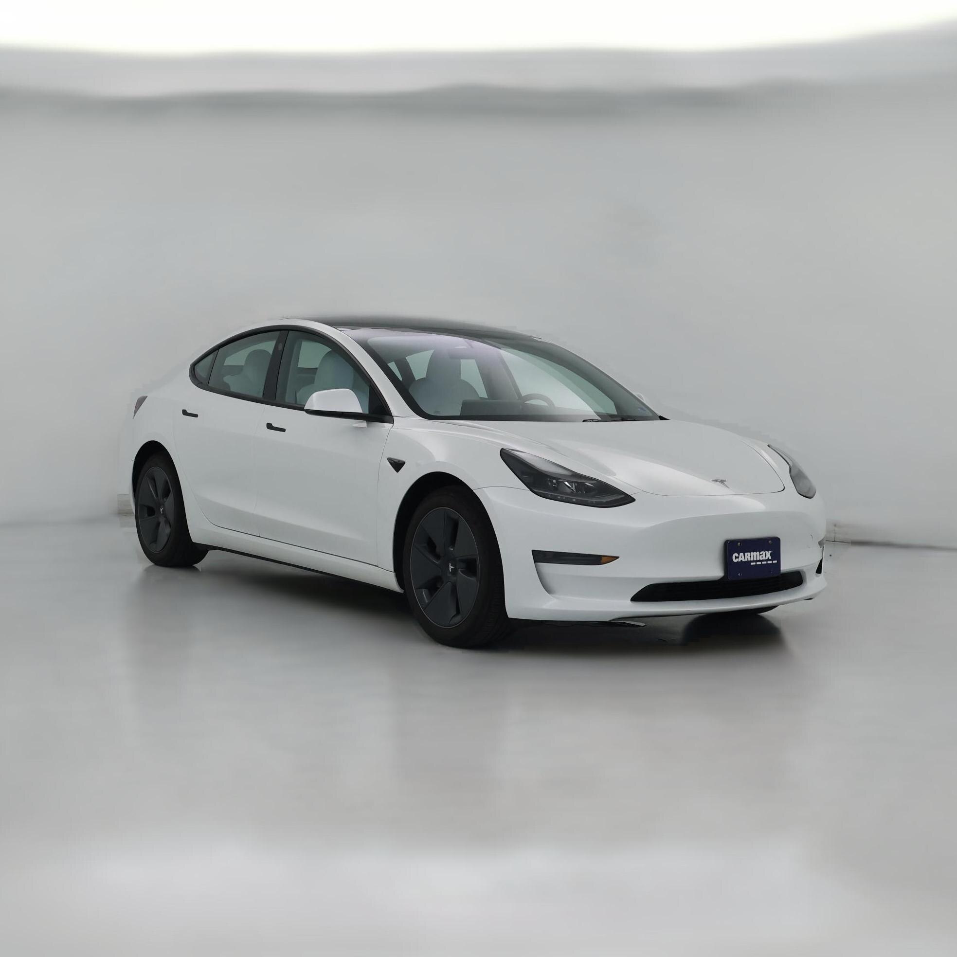 Thumbnail: 2023 Tesla Model 3 - 1