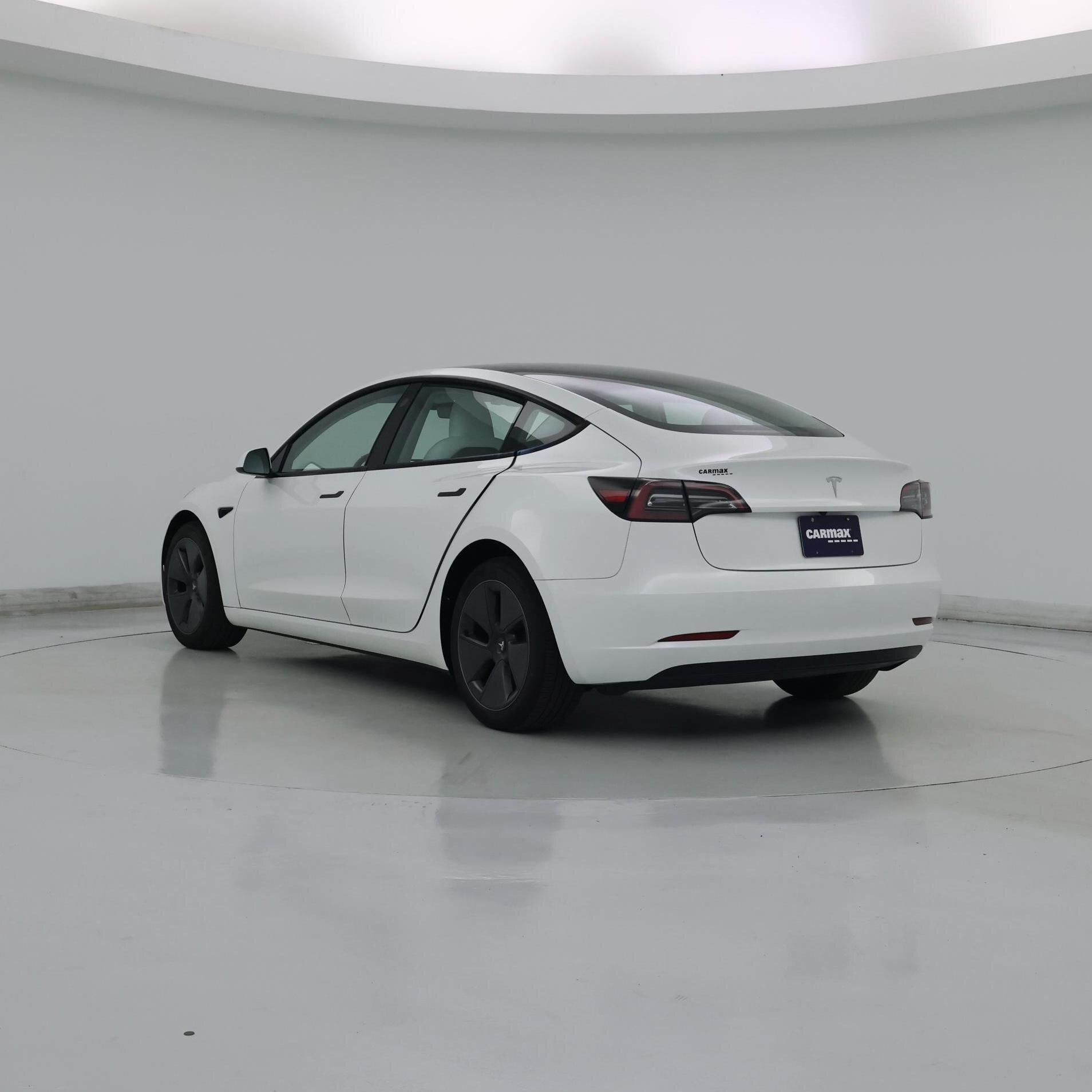 Thumbnail: 2023 Tesla Model 3 - 2