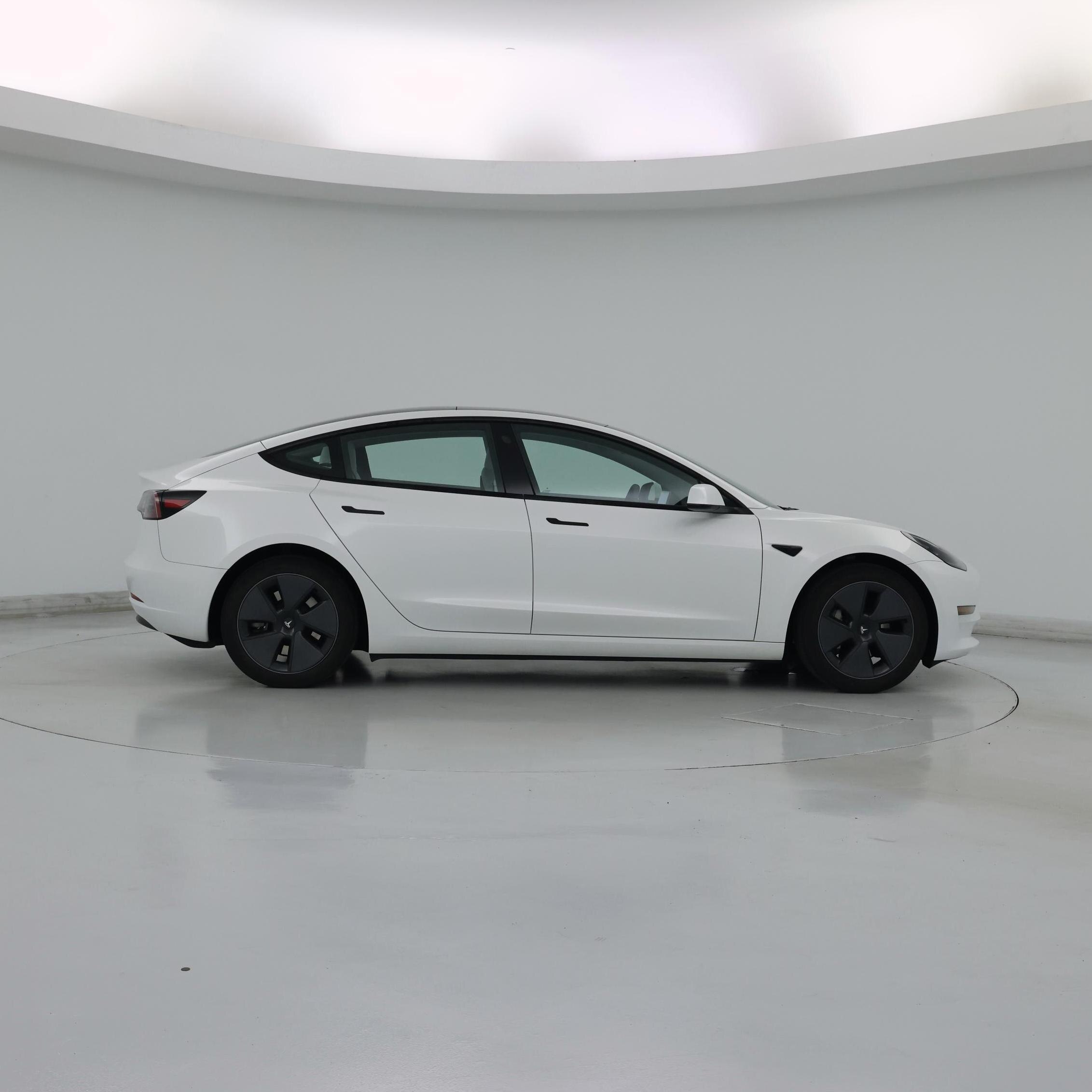 Thumbnail: 2023 Tesla Model 3 - 7