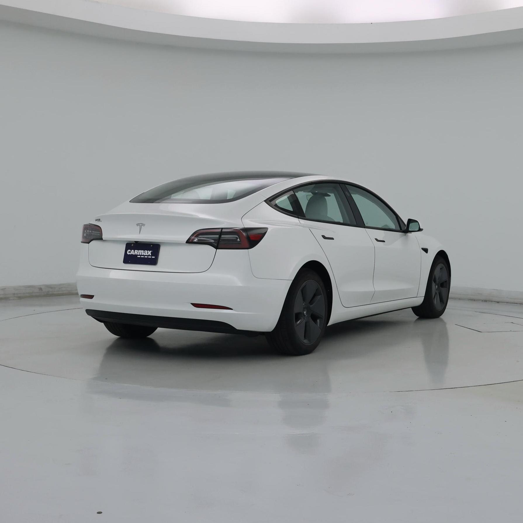 Thumbnail: 2023 Tesla Model 3 - 8