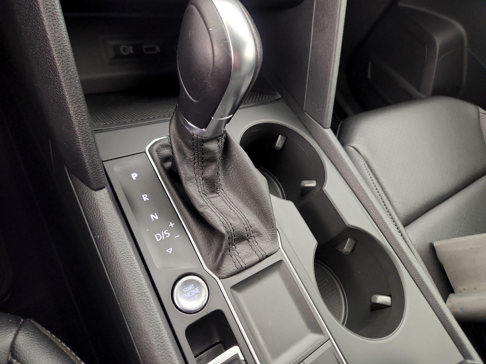 Thumbnail: 2019 Volkswagen Atlas - 17