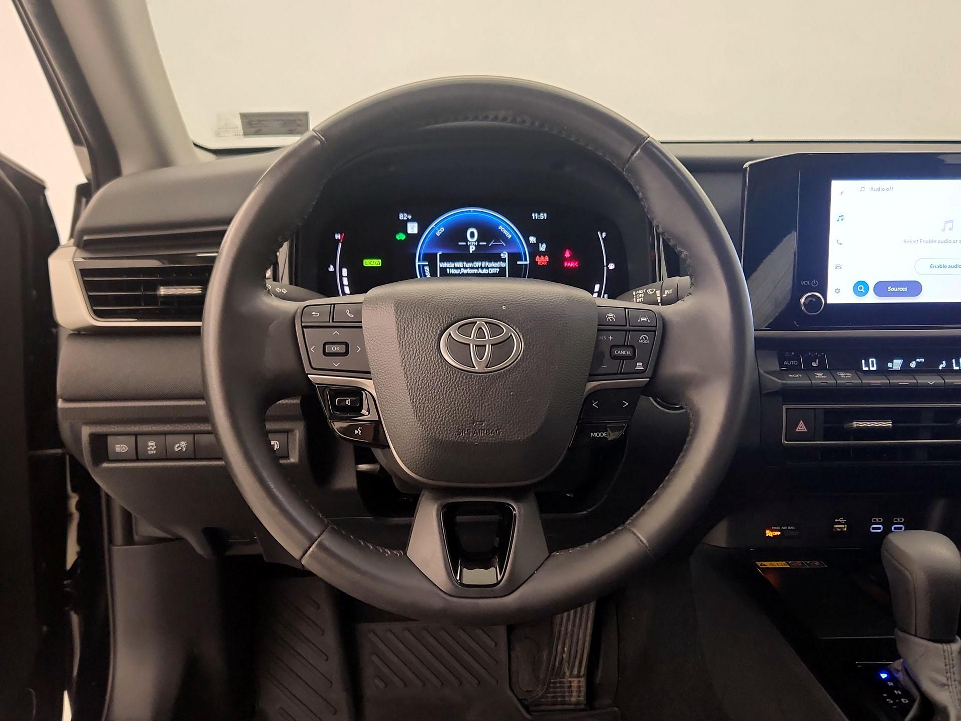 Thumbnail: 2025 Toyota Camry - 10