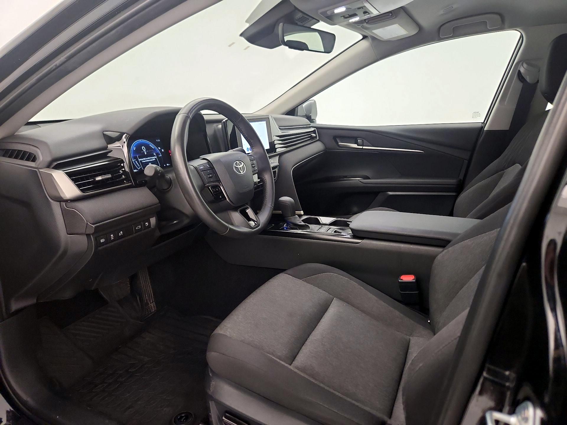 Thumbnail: 2025 Toyota Camry - 11