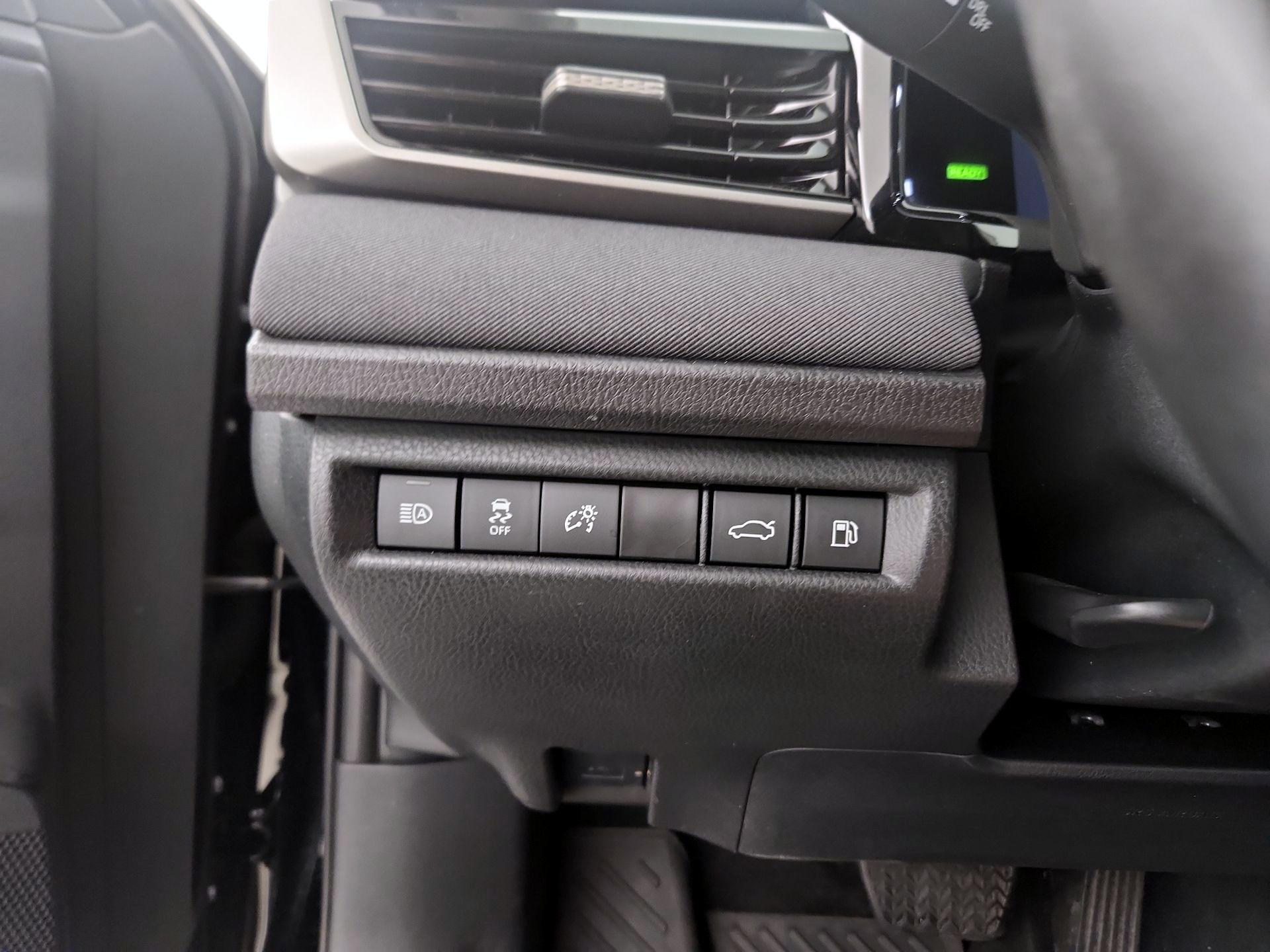 Thumbnail: 2025 Toyota Camry - 13