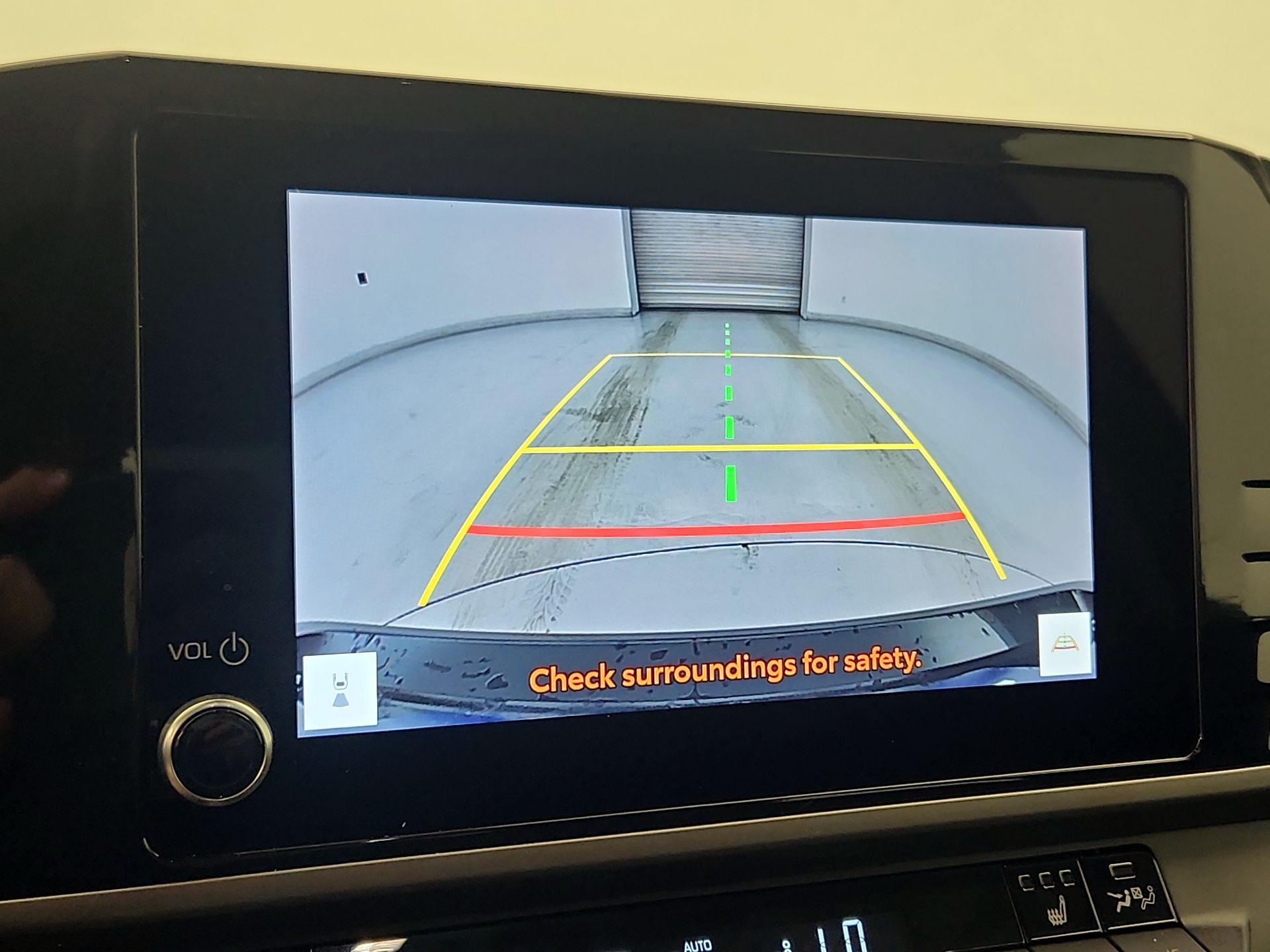 Thumbnail: 2025 Toyota Camry - 14