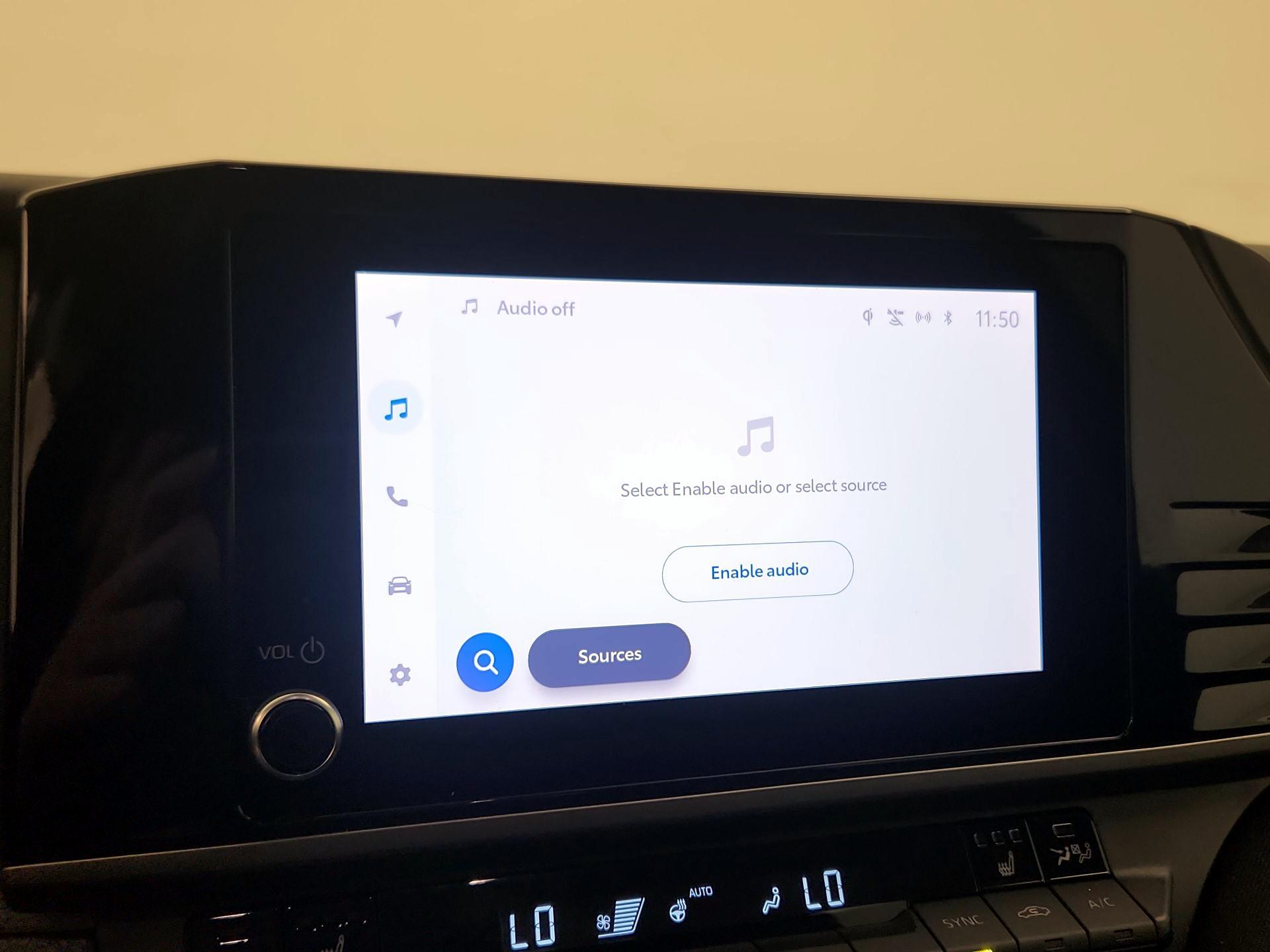 Thumbnail: 2025 Toyota Camry - 15