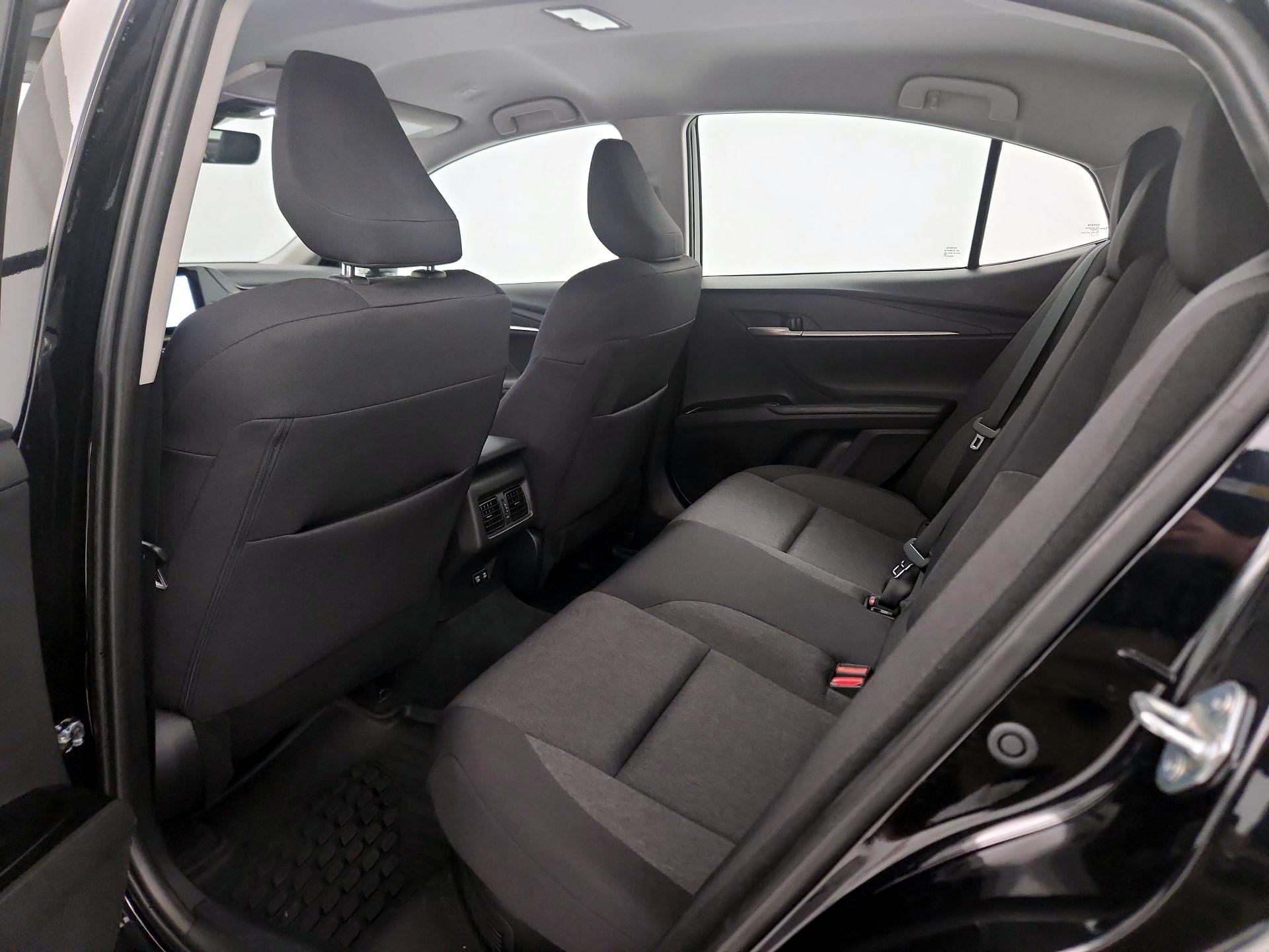 Thumbnail: 2025 Toyota Camry - 19