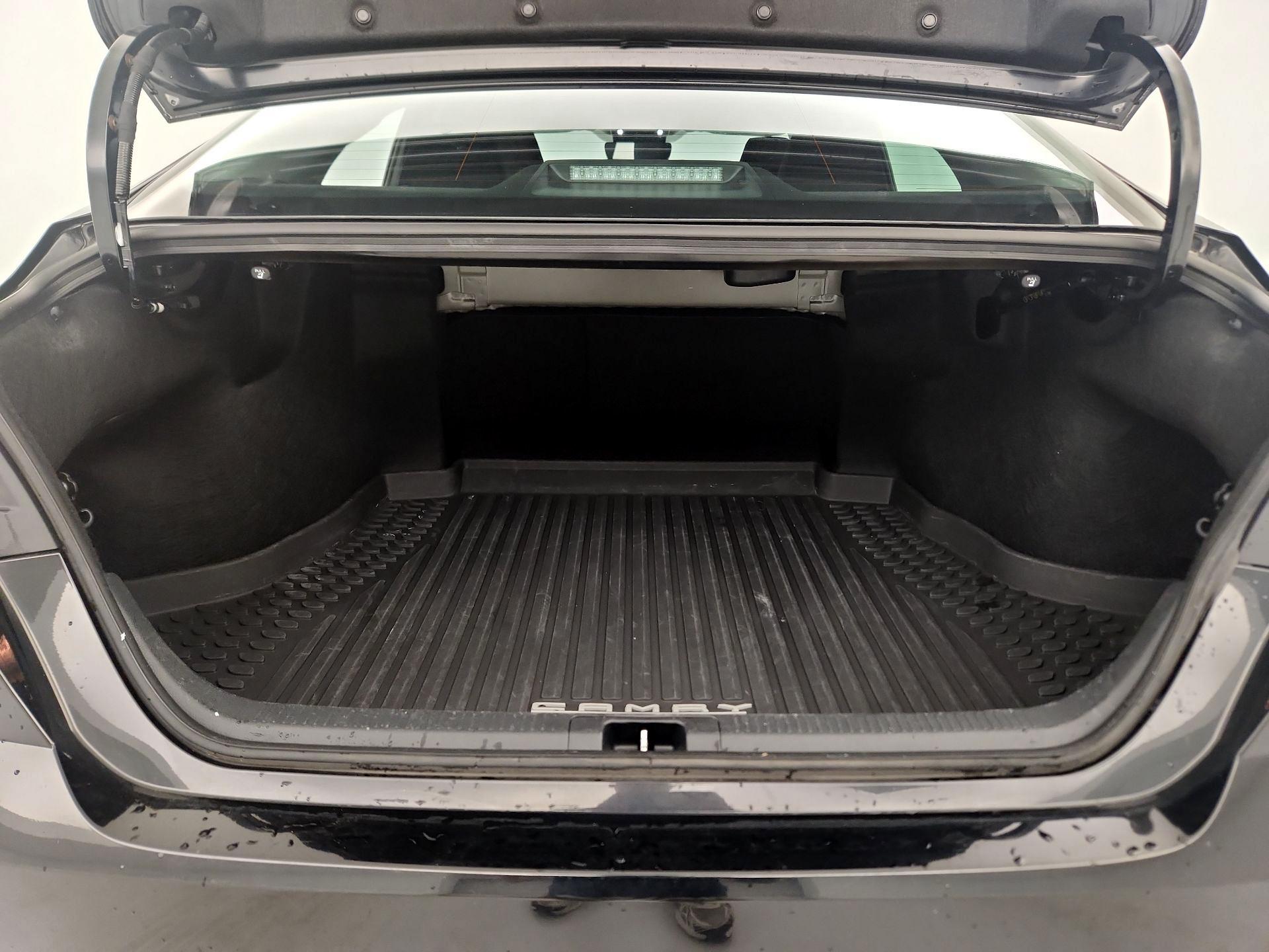 Thumbnail: 2025 Toyota Camry - 20