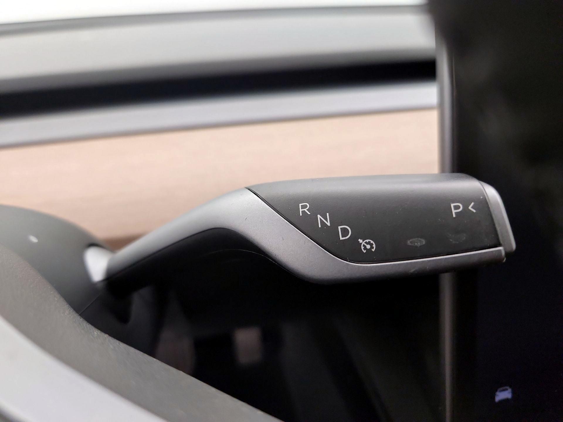 Thumbnail: 2023 Tesla Model 3 - 16