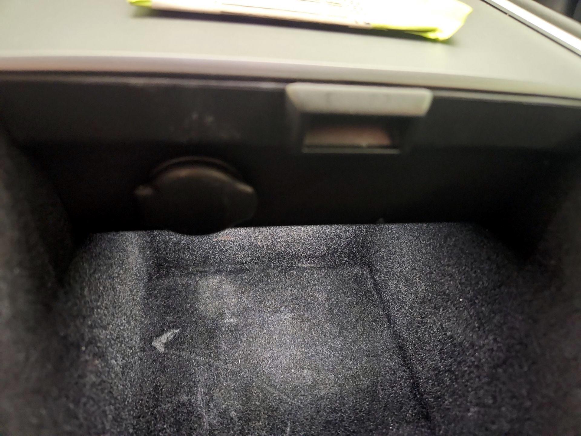 Thumbnail: 2023 Tesla Model 3 - 17