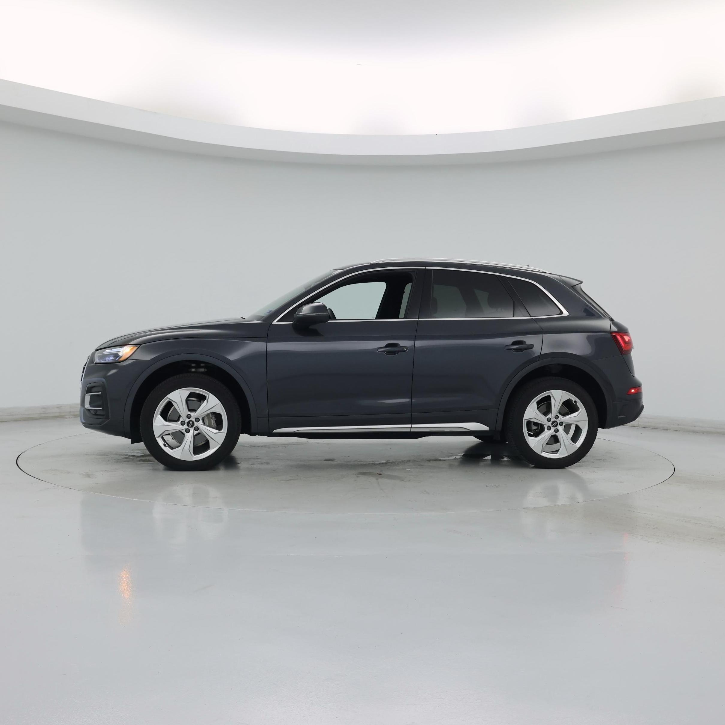 Thumbnail: 2021 Audi Q5 - 3