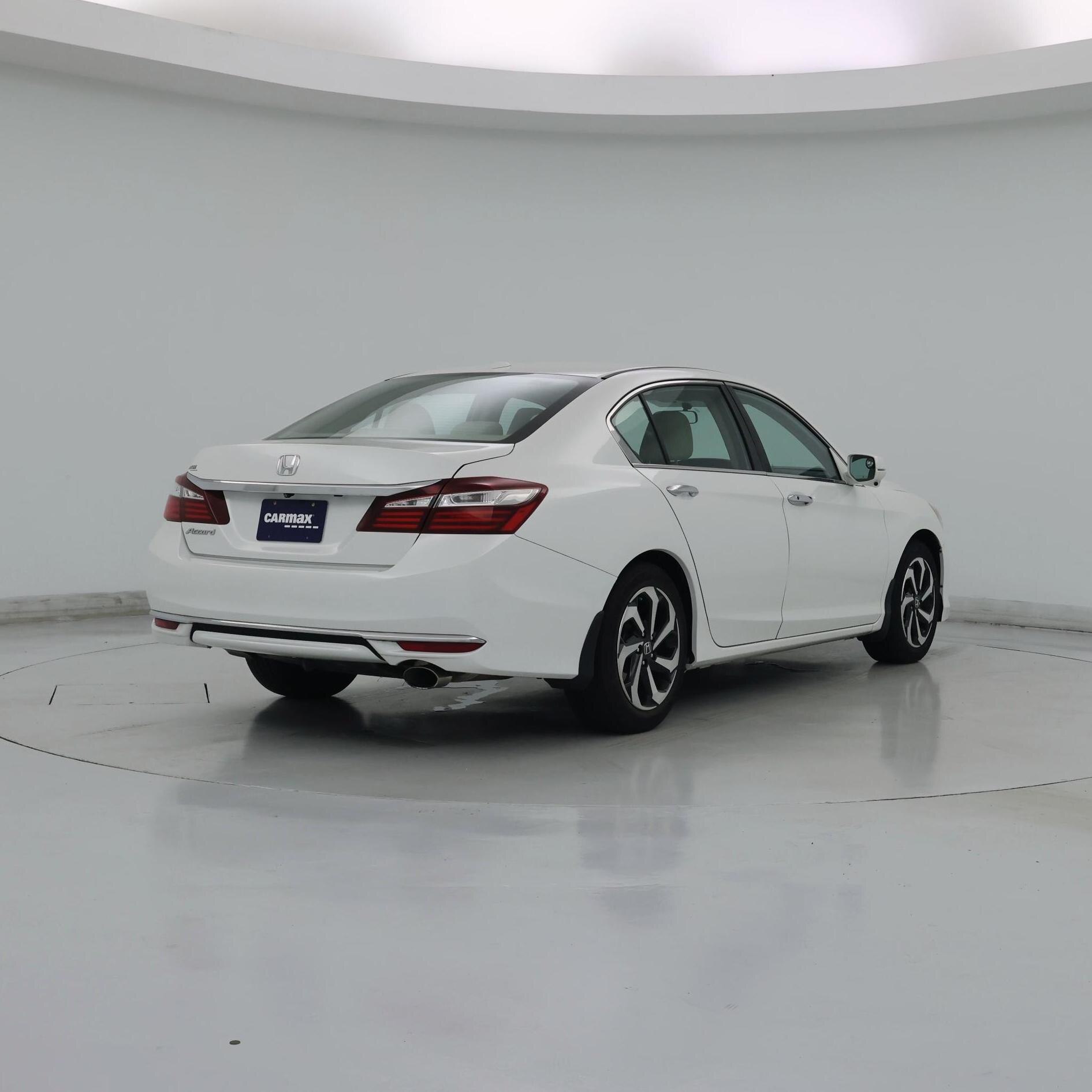 Thumbnail: 2017 Honda Accord - 8