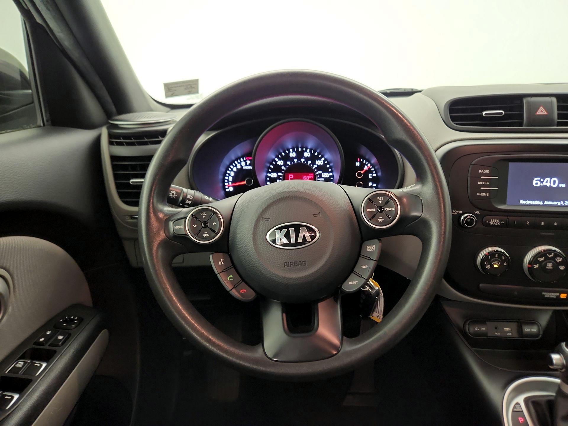 Thumbnail: 2018 Kia Soul - 10