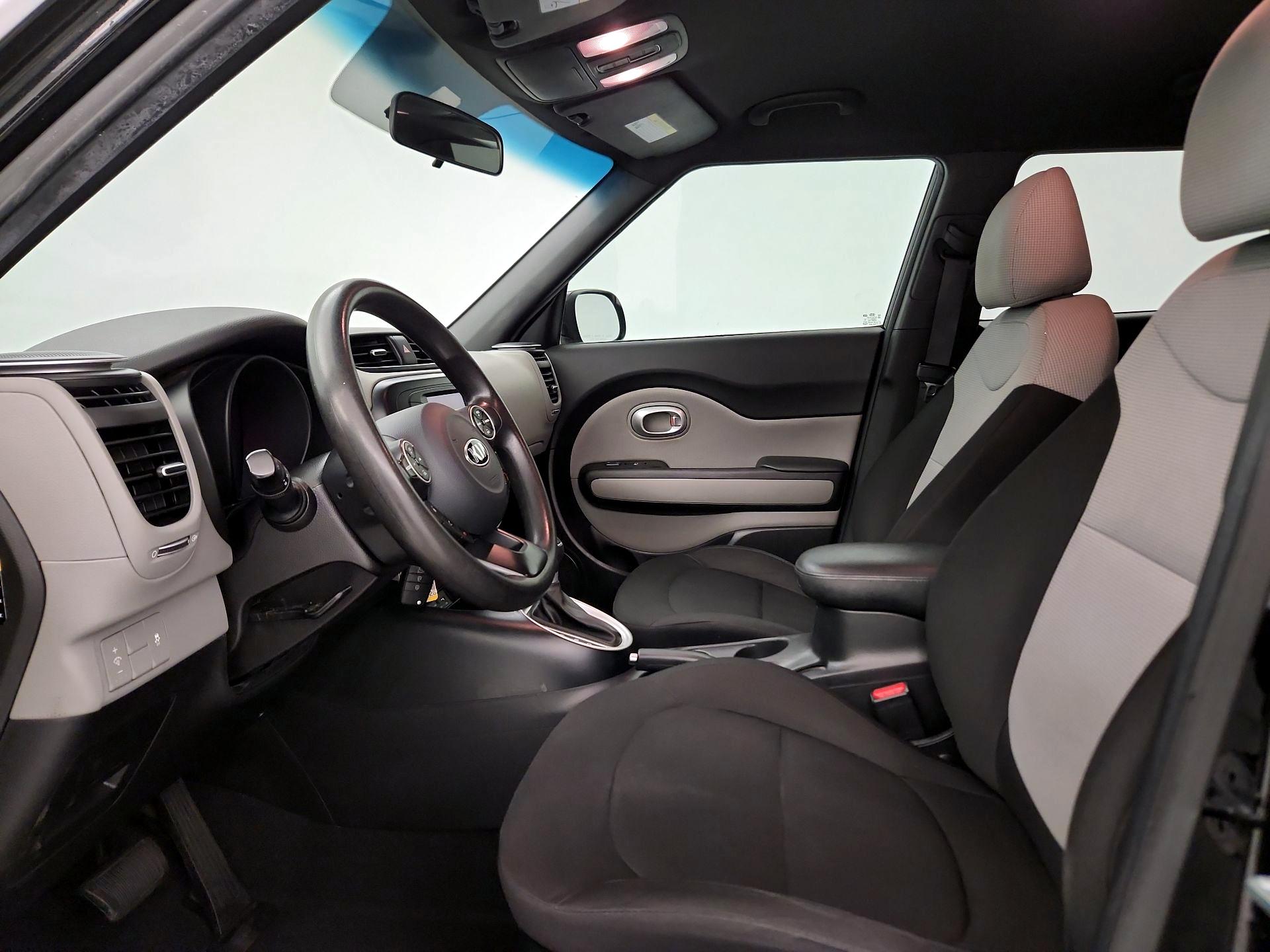 Thumbnail: 2018 Kia Soul - 11