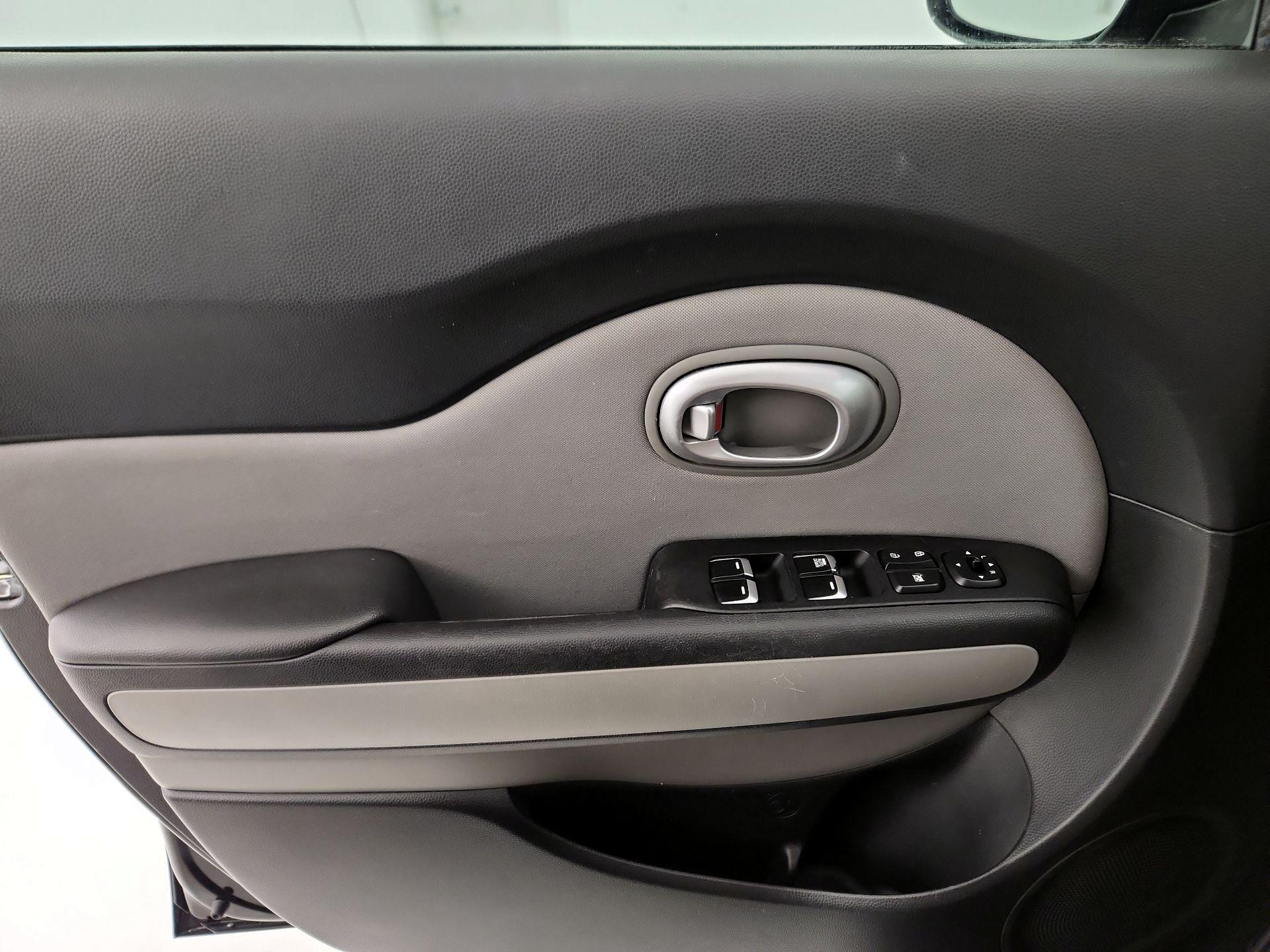 Thumbnail: 2018 Kia Soul - 12