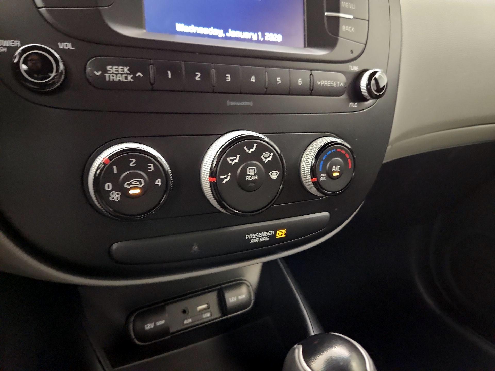 Thumbnail: 2018 Kia Soul - 15