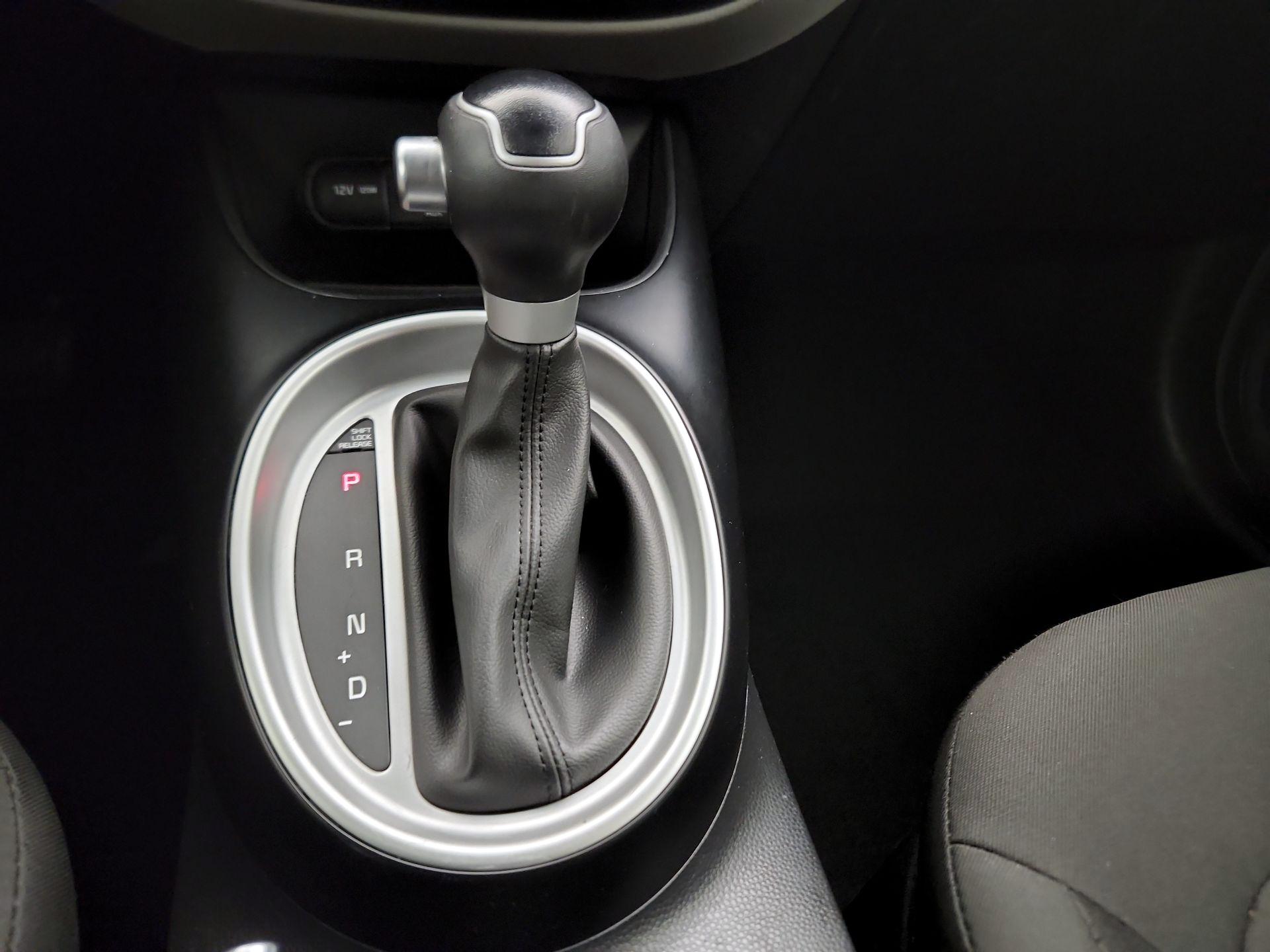 Thumbnail: 2018 Kia Soul - 16