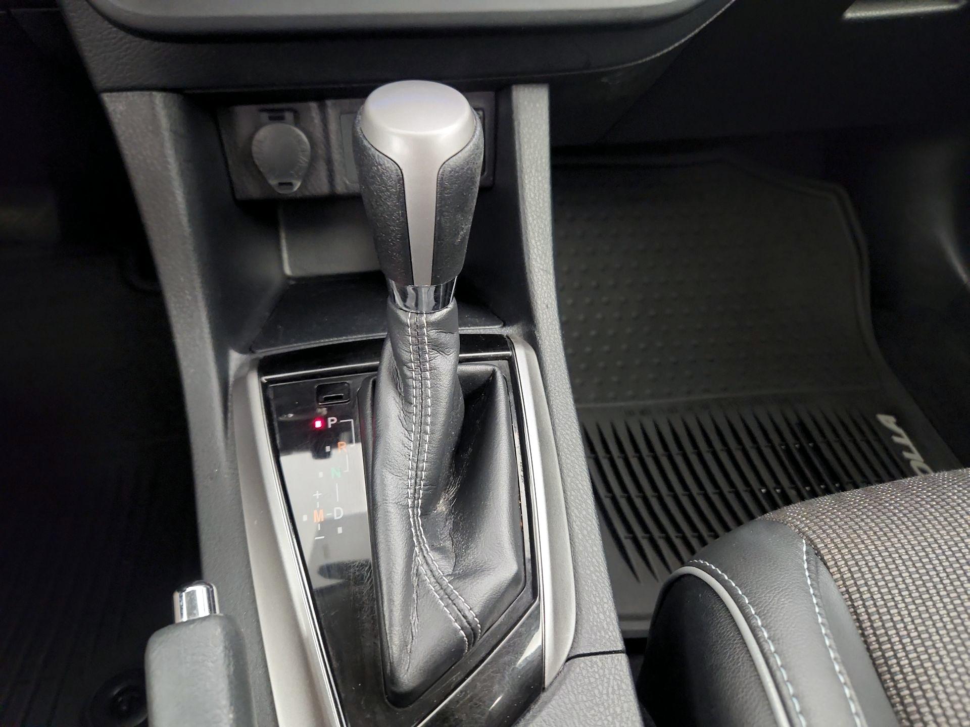 Thumbnail: 2016 Toyota Corolla - 17