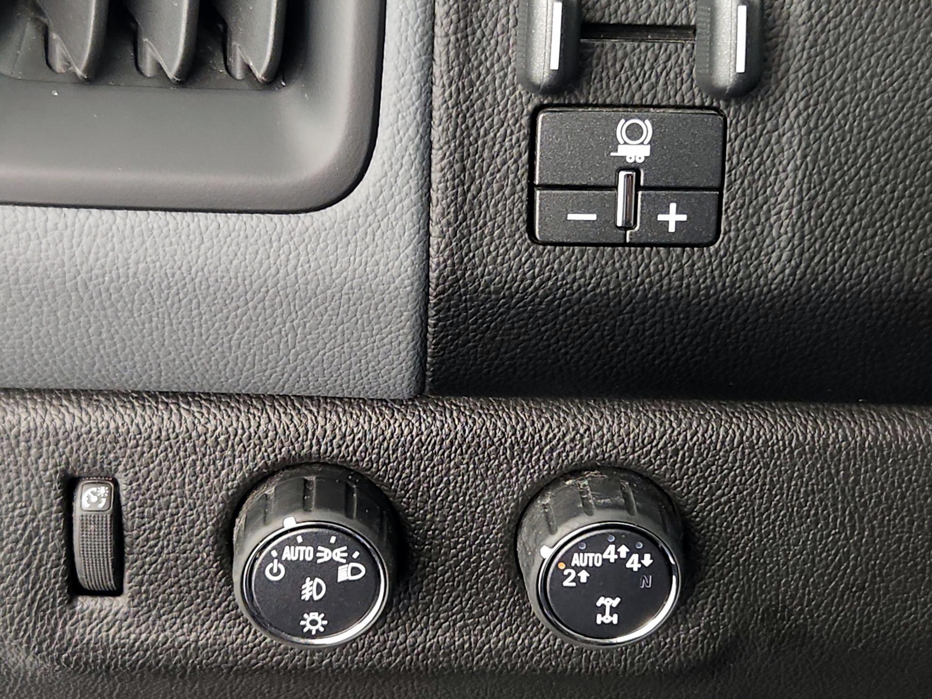 Thumbnail: 2019 Chevrolet Colorado - 13