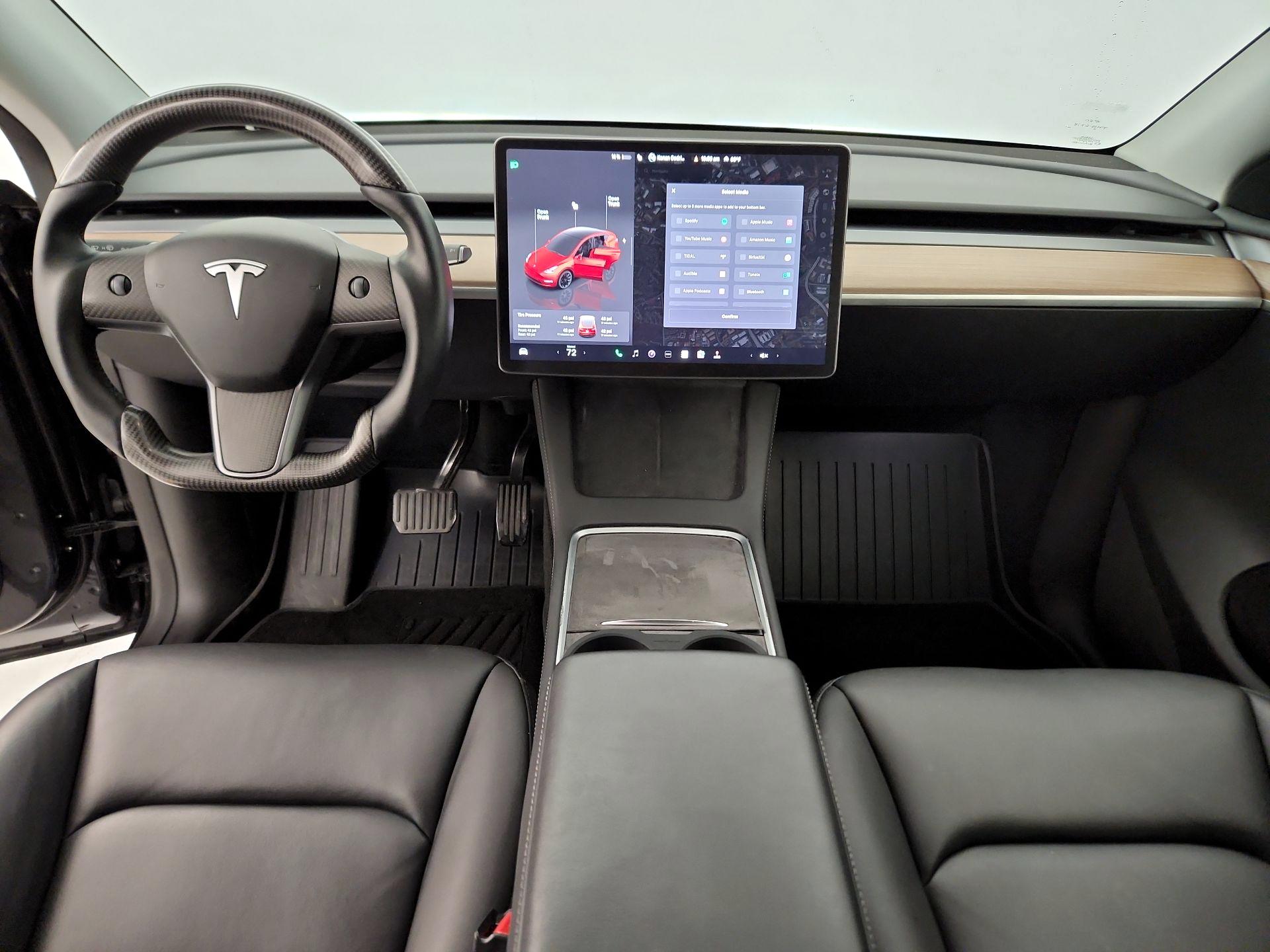 Thumbnail: 2024 Tesla Model Y - 9