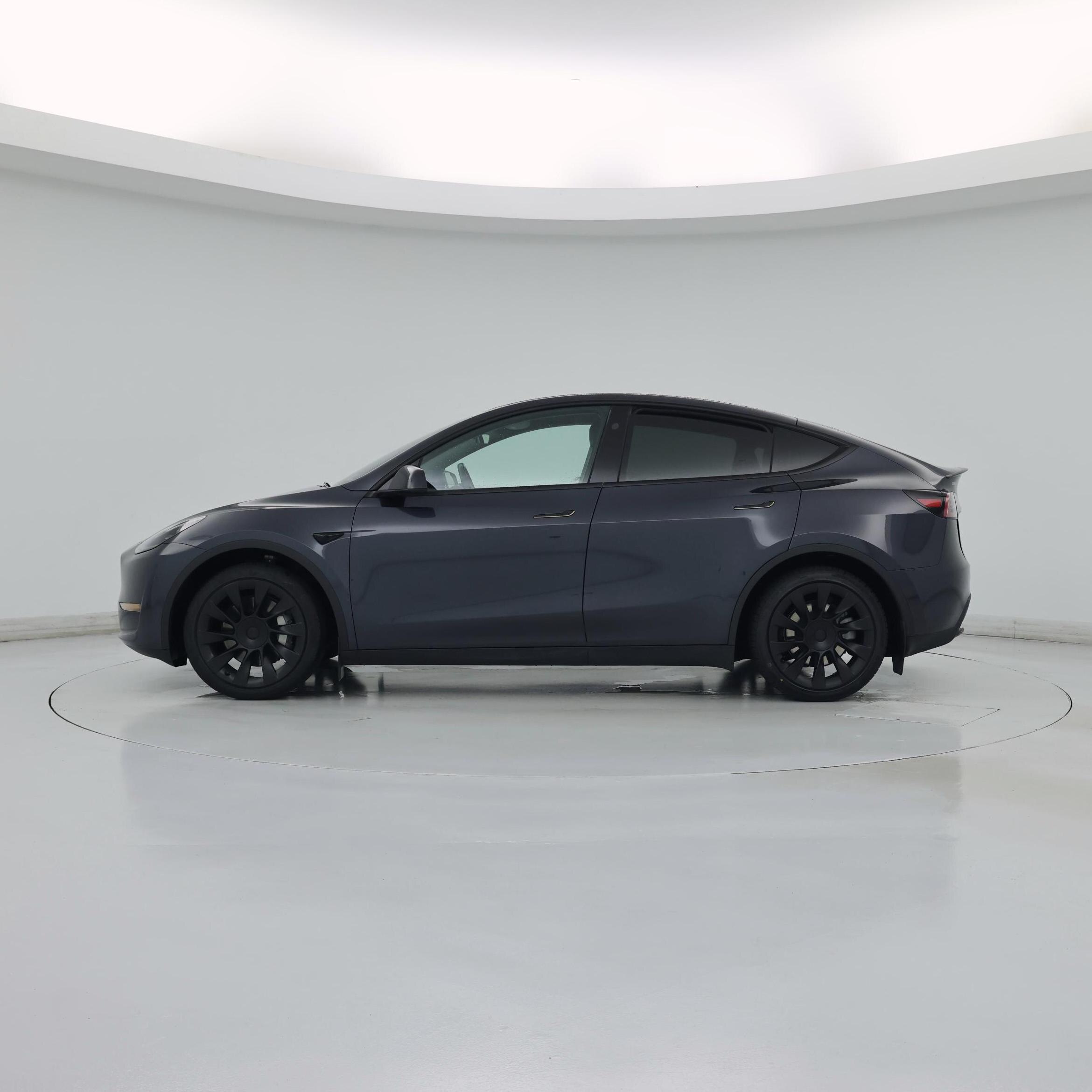 Thumbnail: 2024 Tesla Model Y - 3