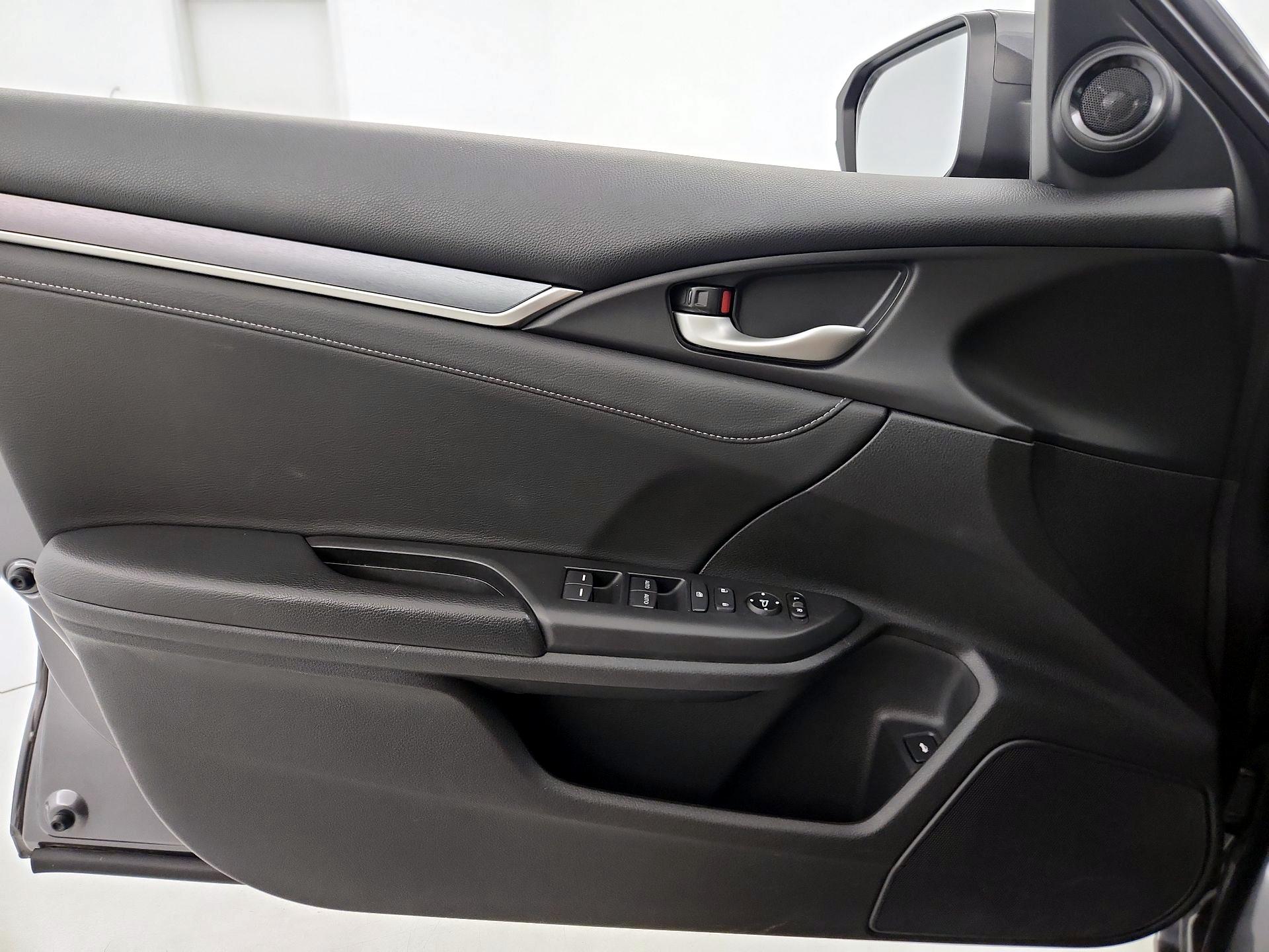 Thumbnail: 2018 Honda Civic - 12