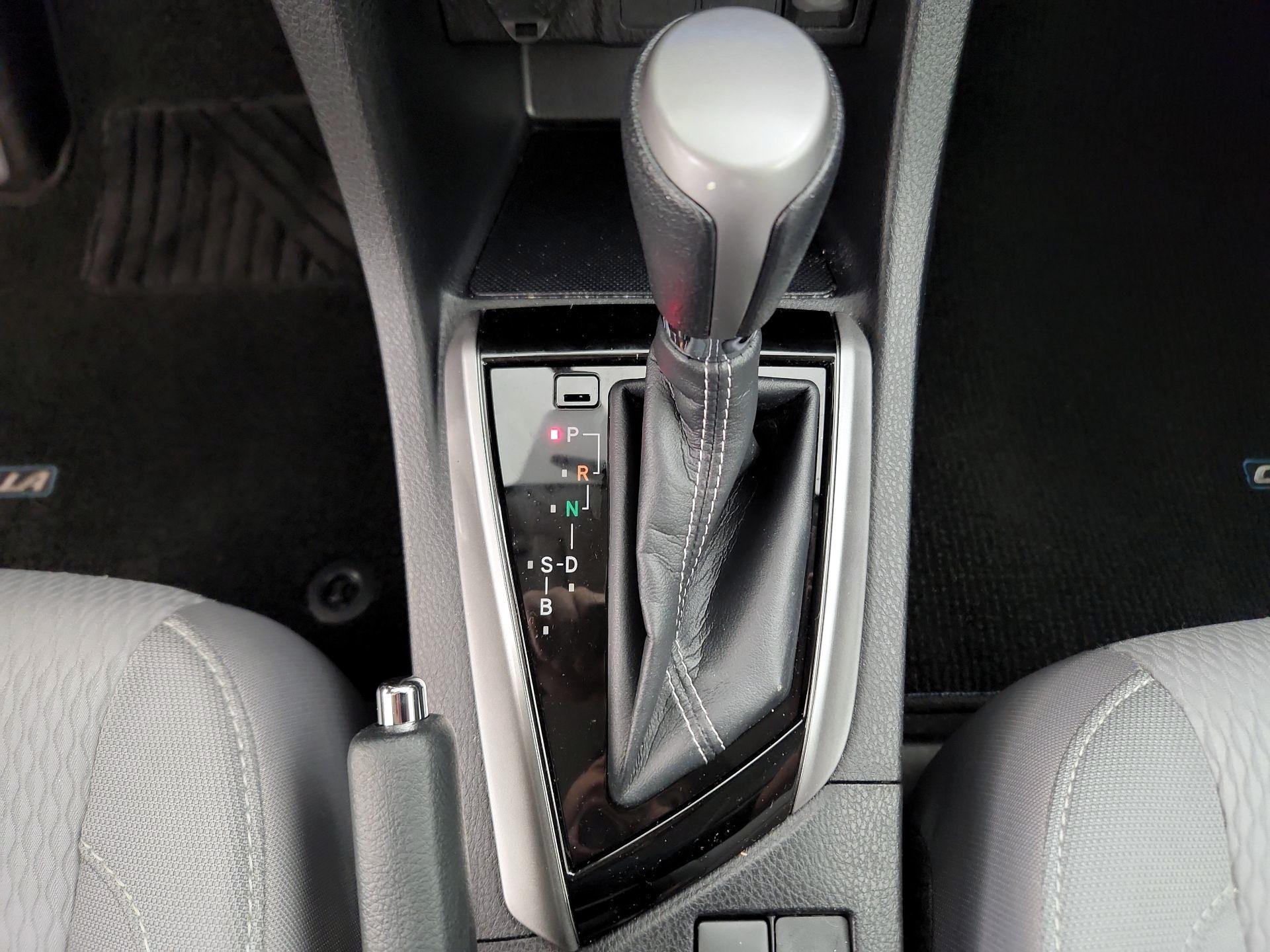 Thumbnail: 2014 Toyota Corolla - 17