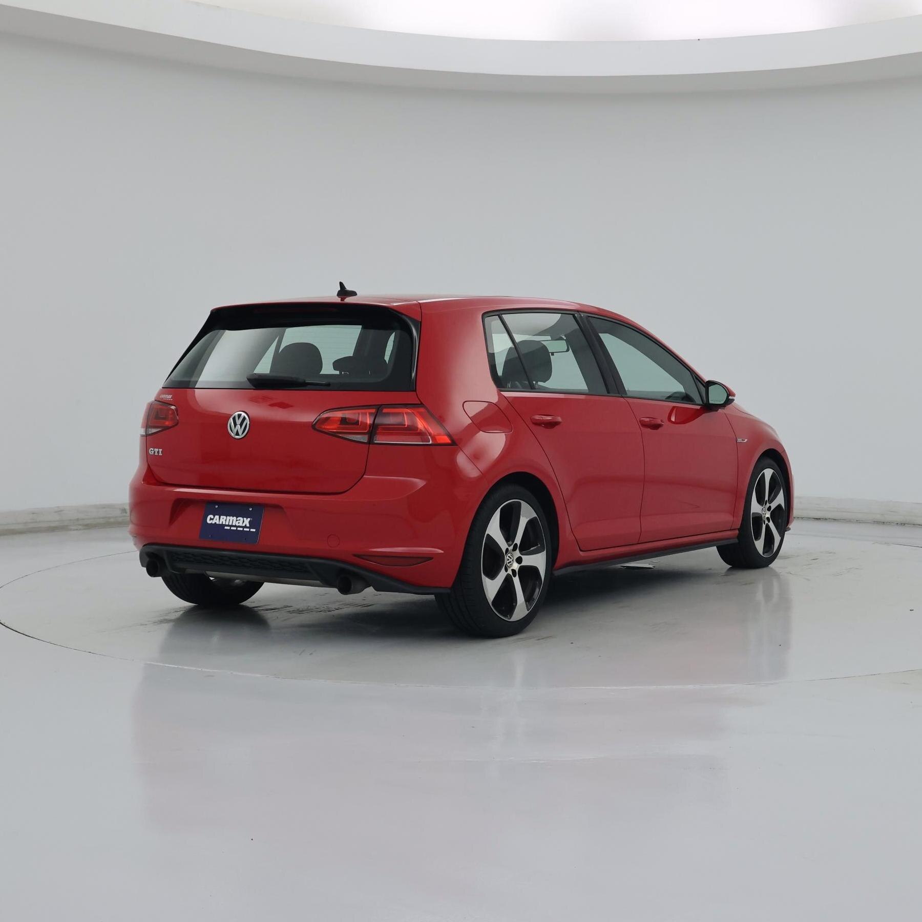 Thumbnail: 2015 Volkswagen Golf - 8