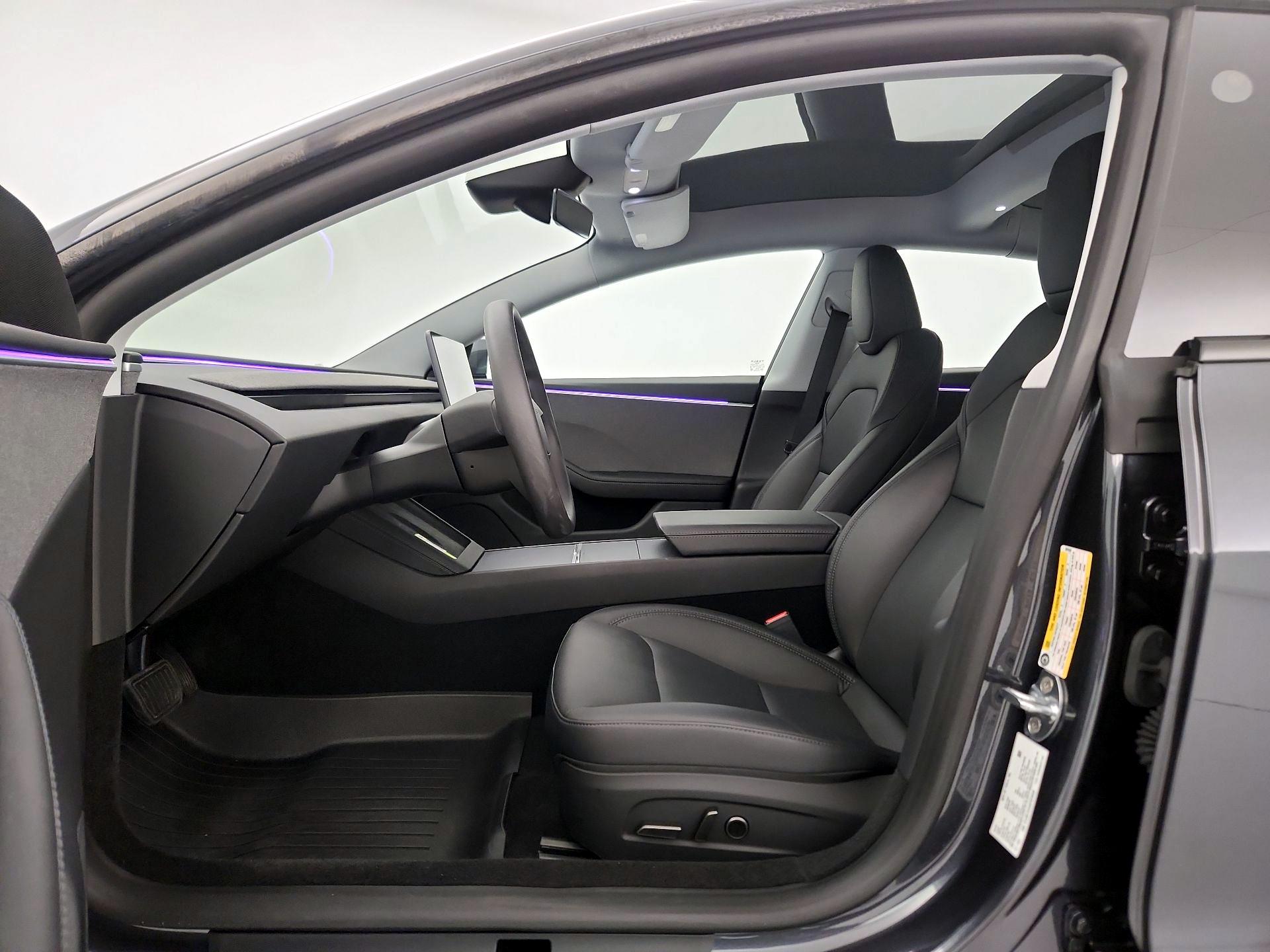 Thumbnail: 2025 Tesla Model 3 - 11