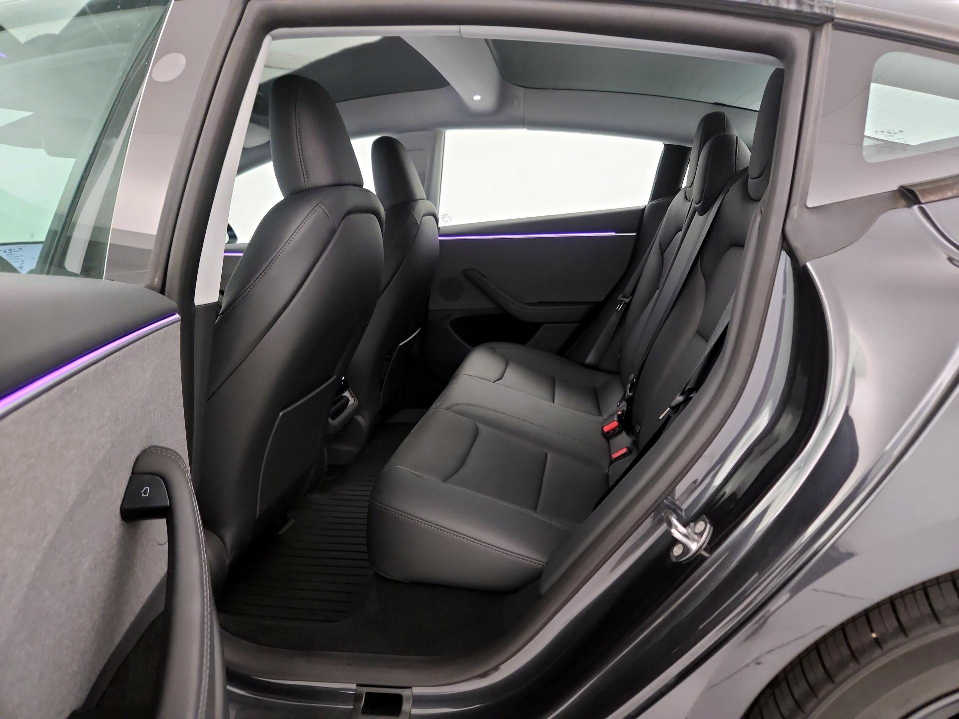 Thumbnail: 2025 Tesla Model 3 - 19