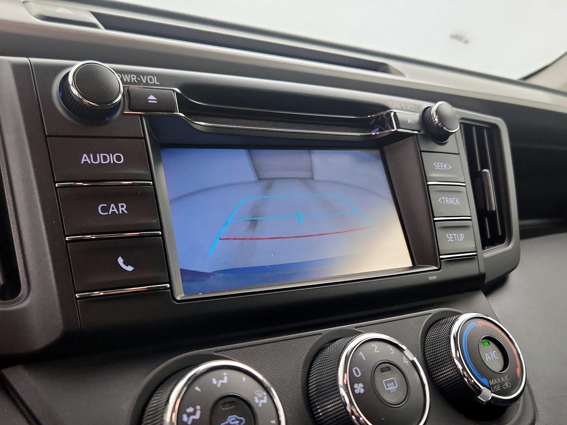 Thumbnail: 2018 Toyota RAV4 - 14