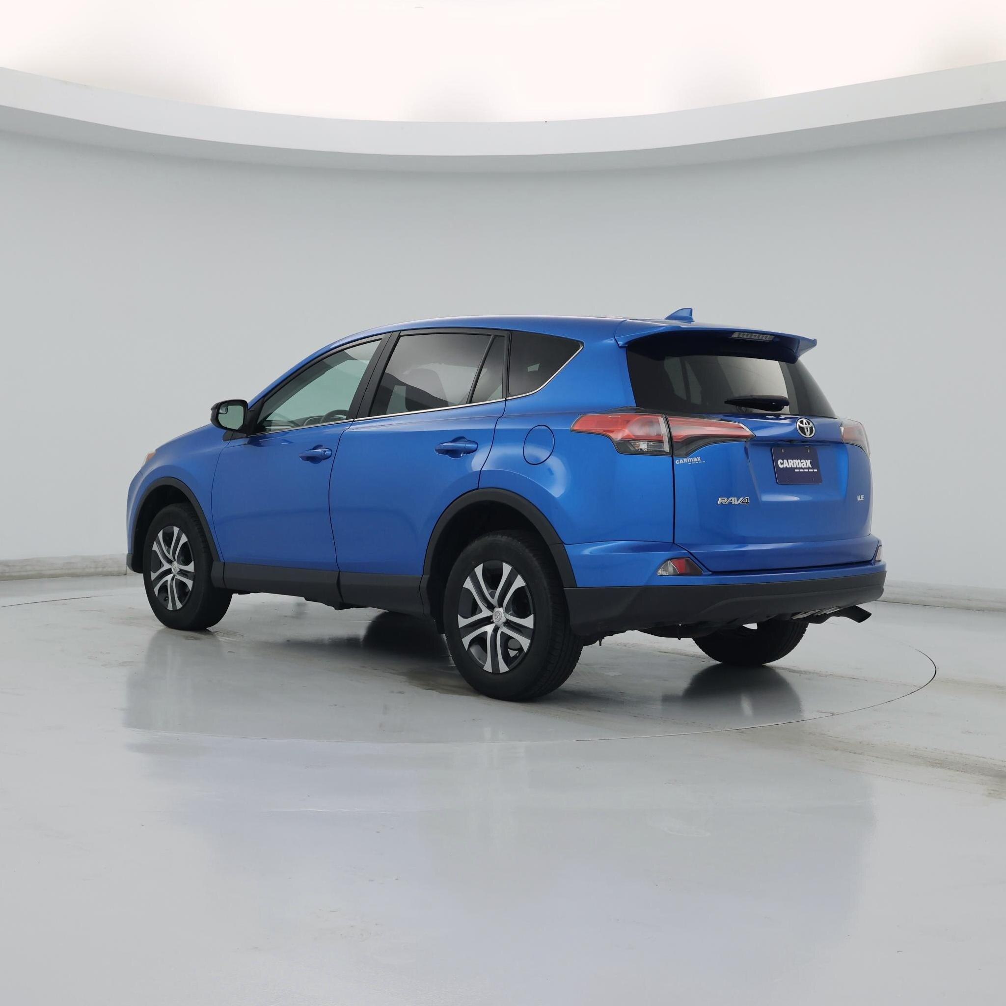 Thumbnail: 2018 Toyota RAV4 - 2
