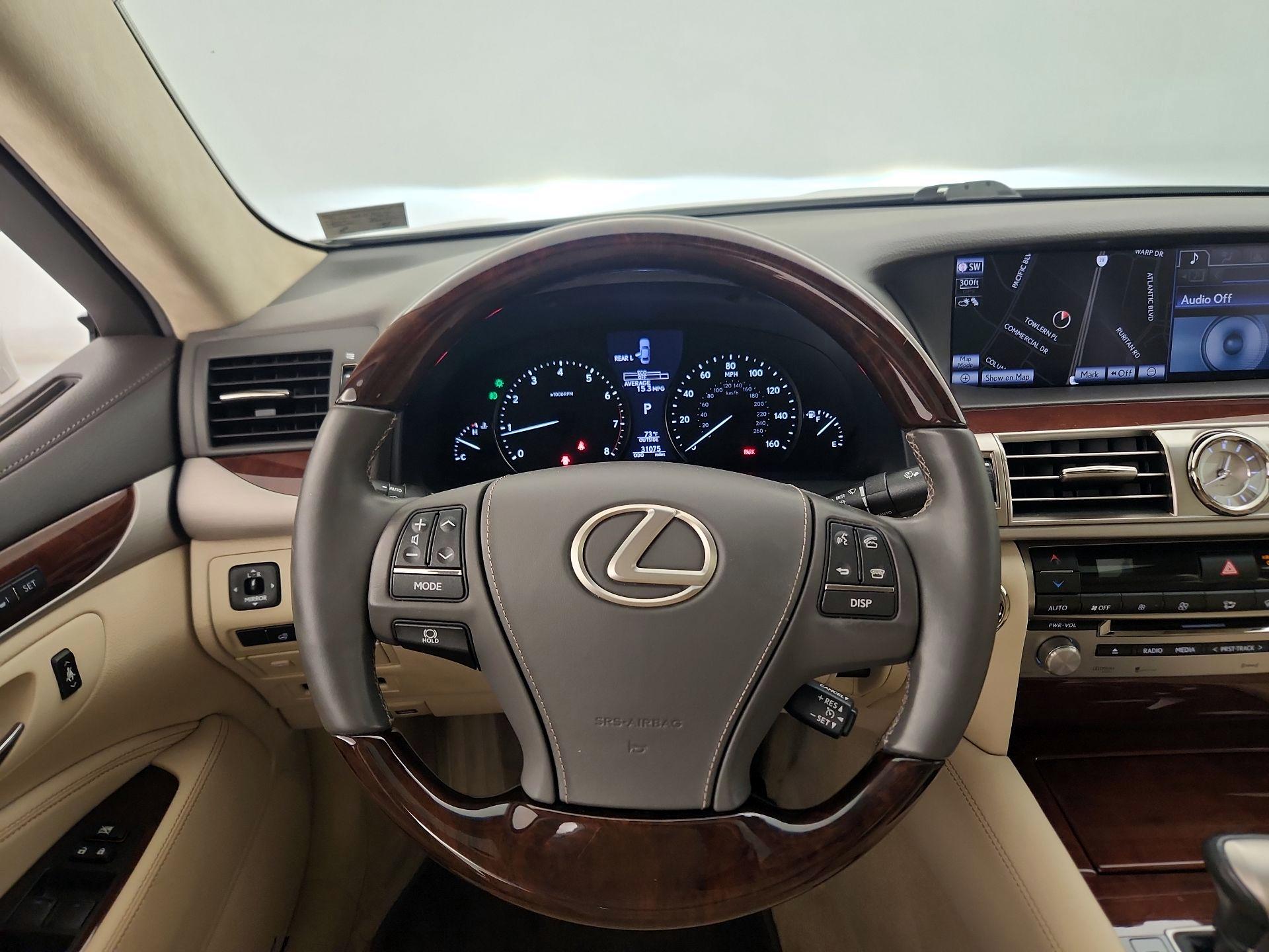 Thumbnail: 2014 Lexus LS - 10