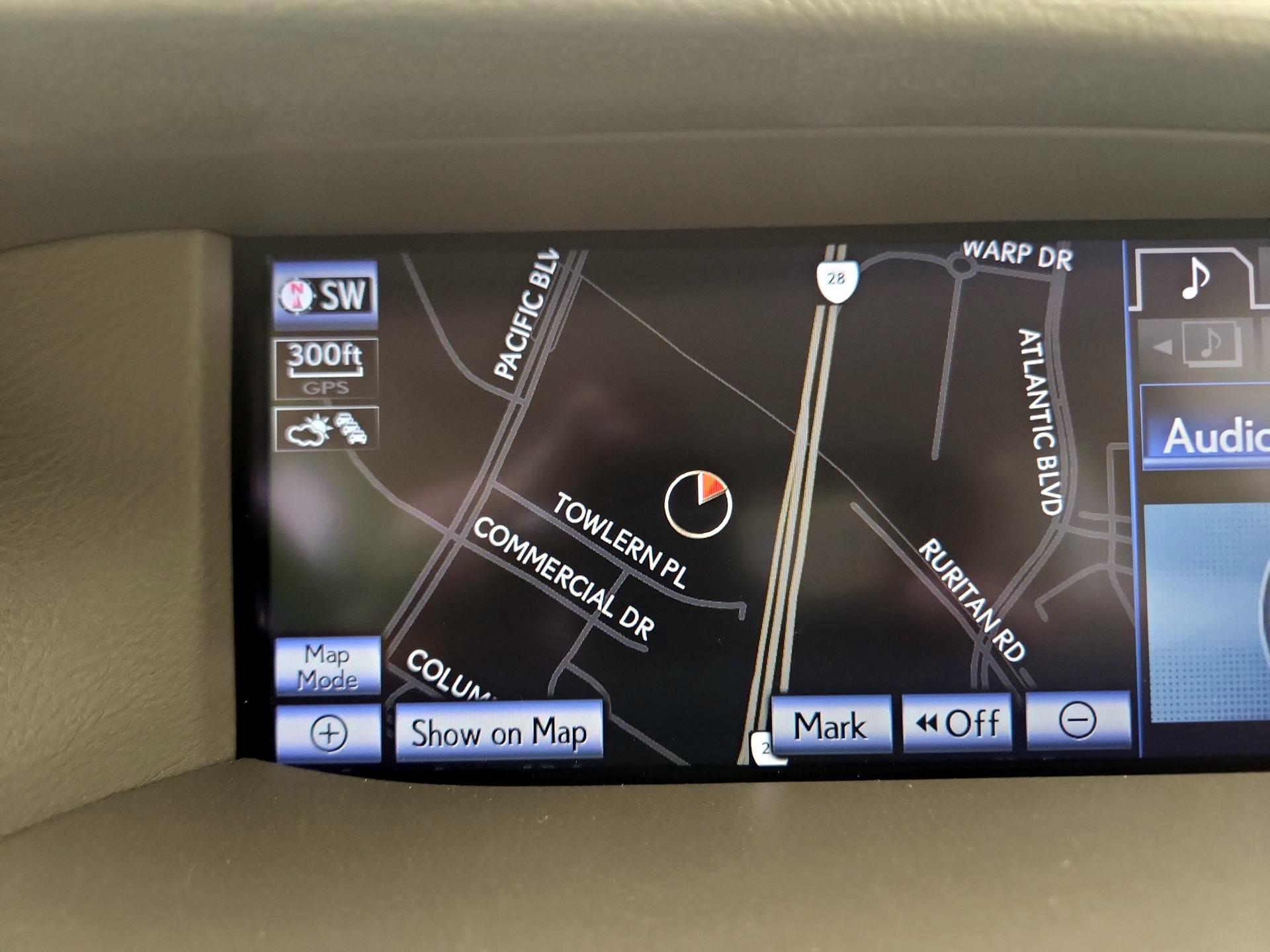 Thumbnail: 2014 Lexus LS - 14