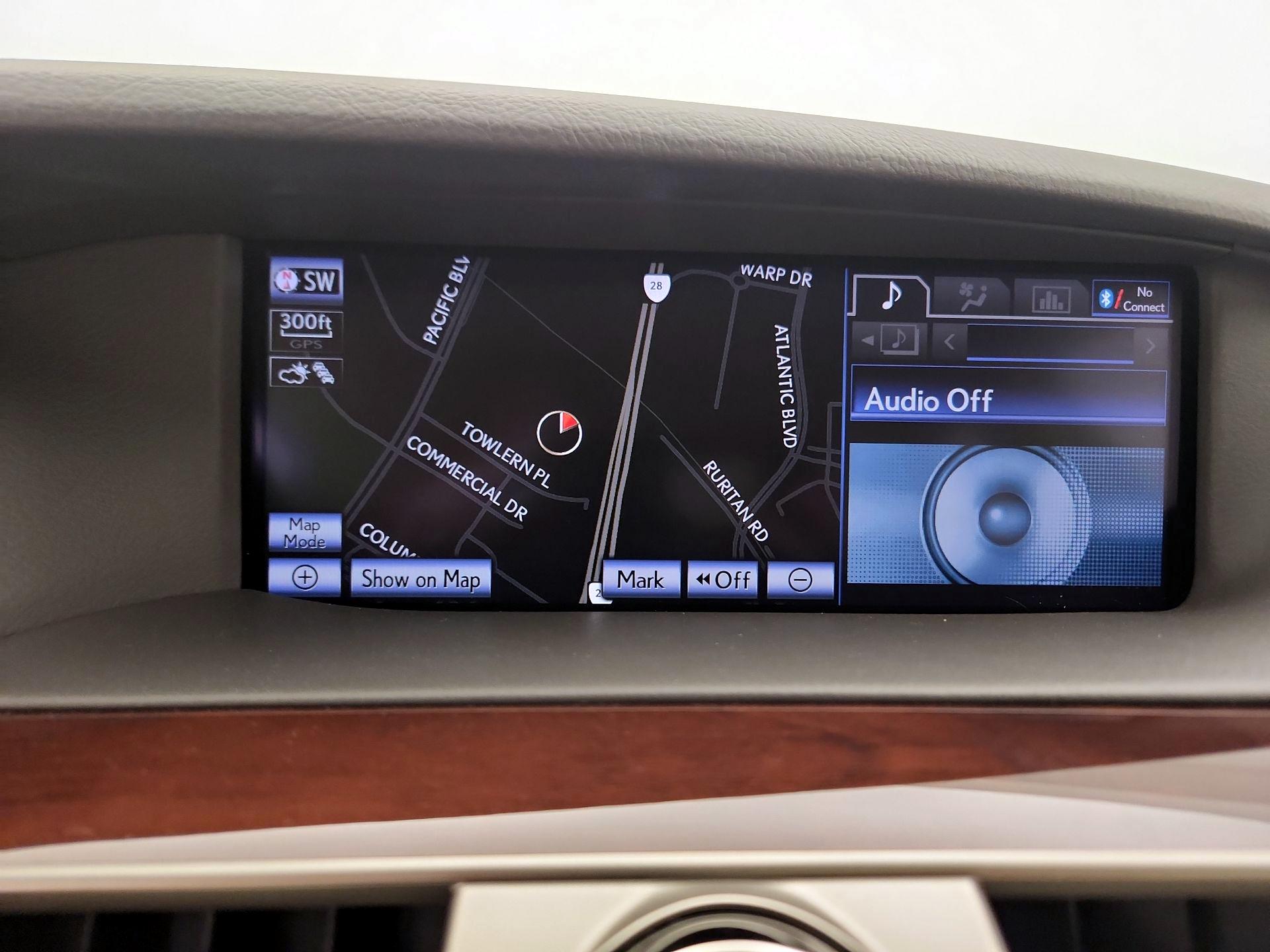 Thumbnail: 2014 Lexus LS - 16