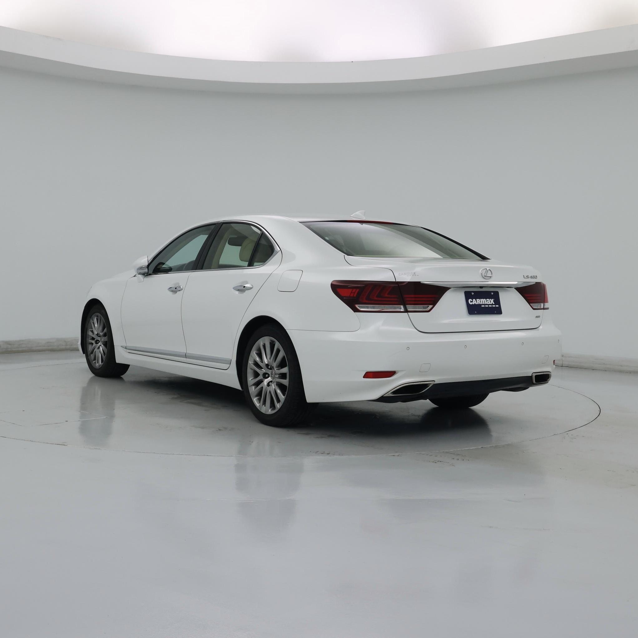 Thumbnail: 2014 Lexus LS - 2