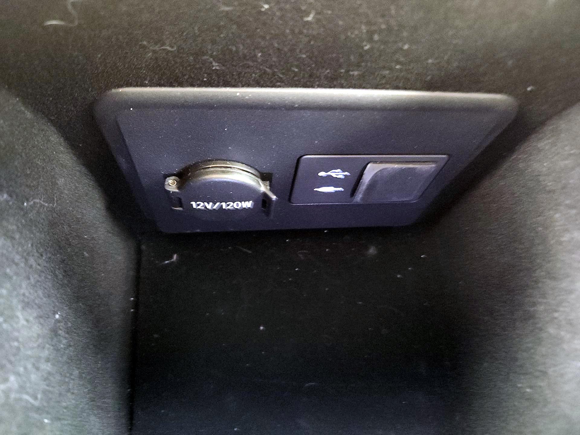 Thumbnail: 2014 Lexus LS - 19