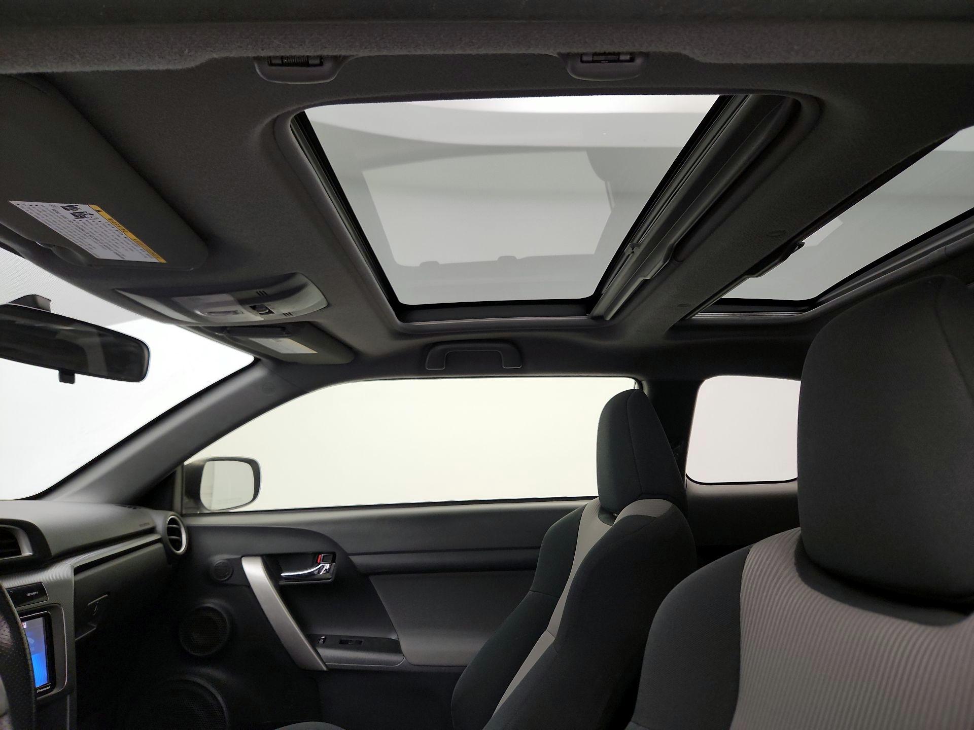 Thumbnail: 2016 Scion tC - 18