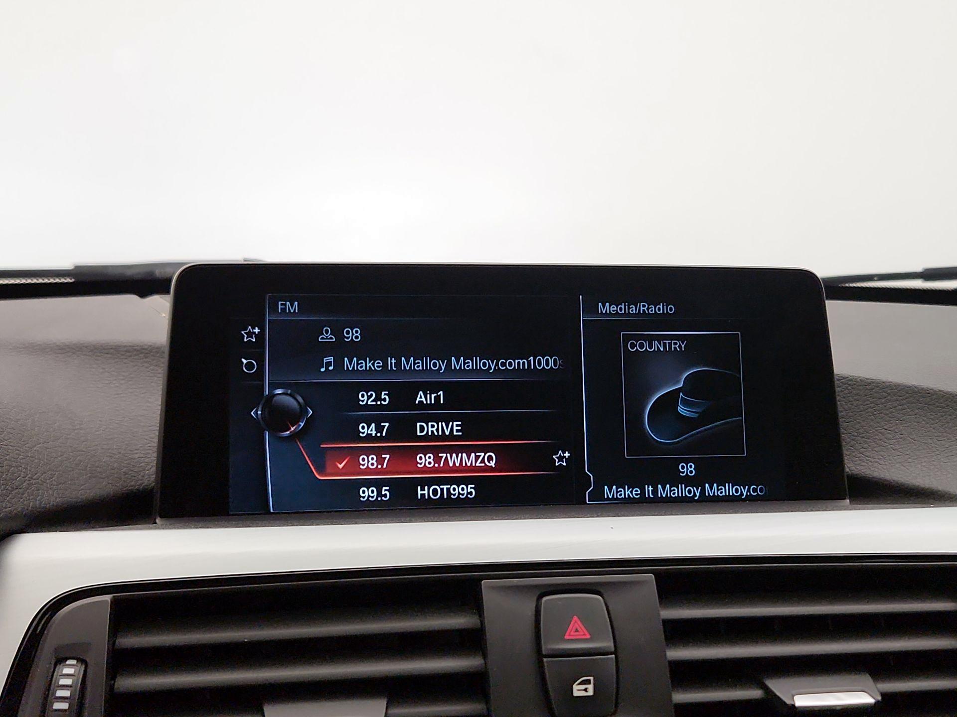 Thumbnail: 2017 BMW 3 Series - 16