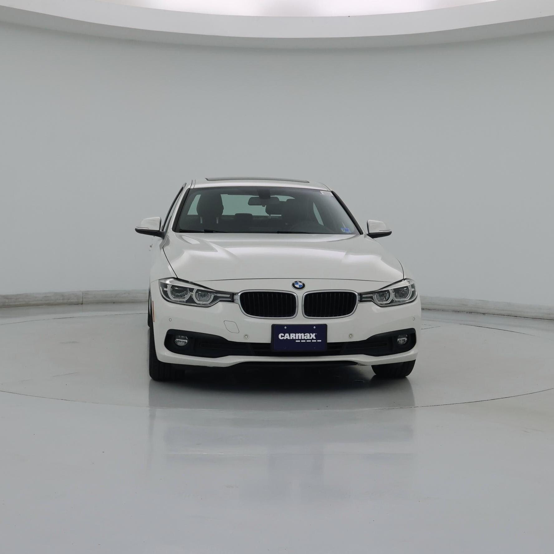 Thumbnail: 2017 BMW 3 Series - 5